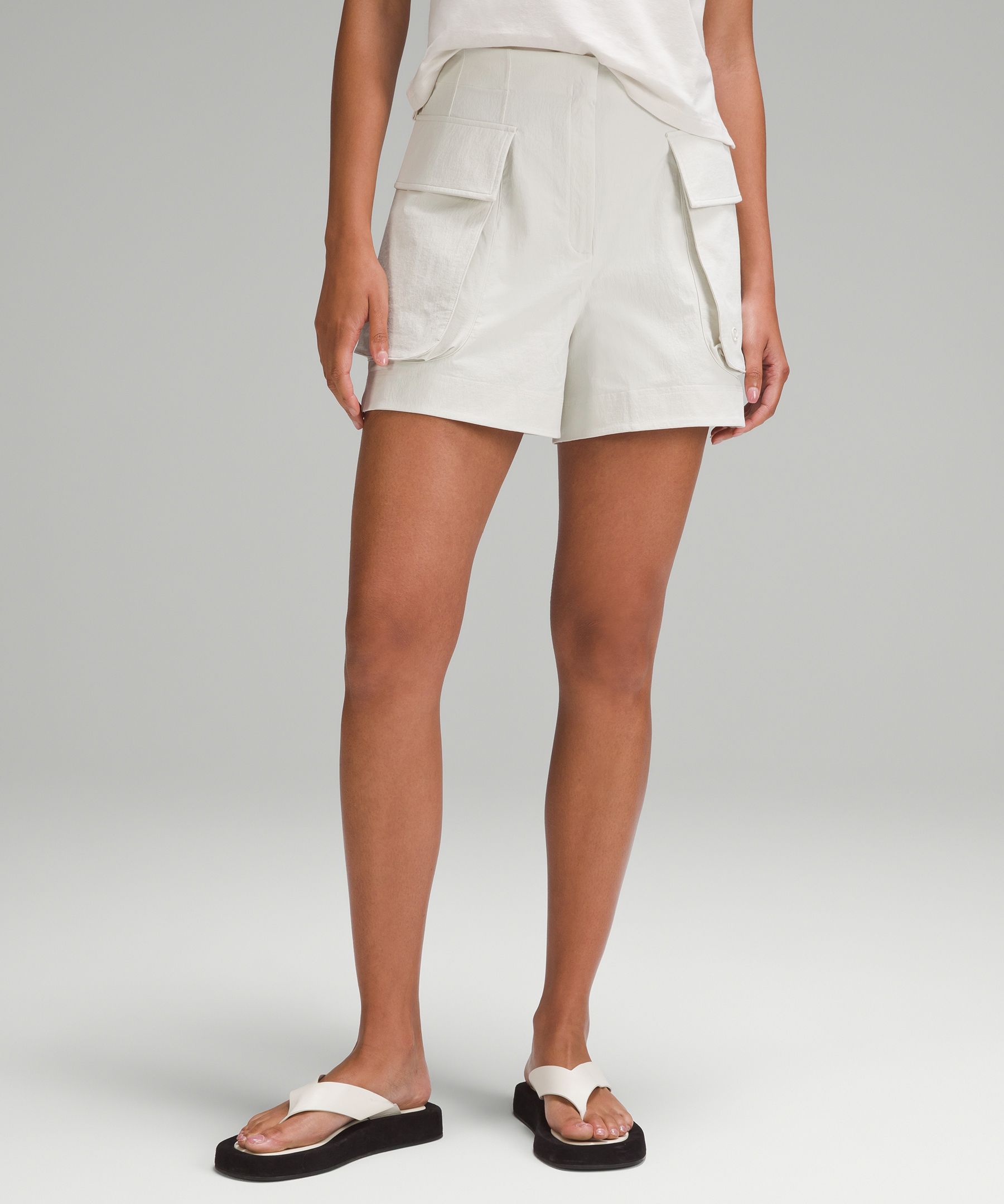 Lululemon Relaxed-fit Super-high-rise Cargo Shorts 4"