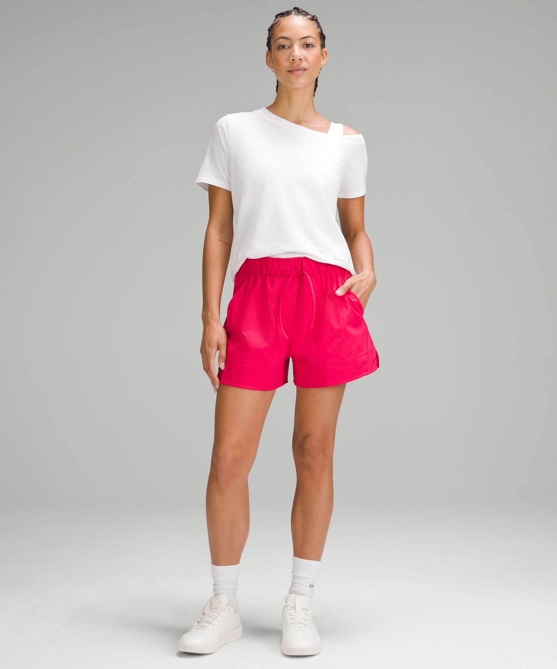 Cinchable Waist High-Rise Woven Short 3.5" | Women's Shorts