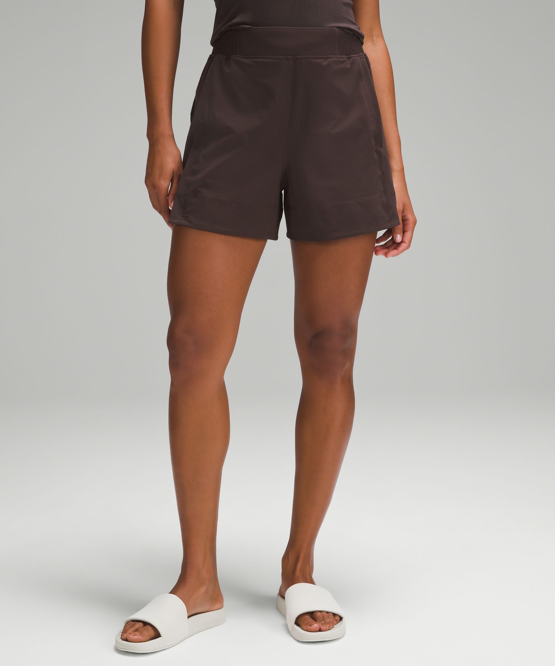 Lululemon Stretch Woven Relaxed-fit High-rise Shorts 4"