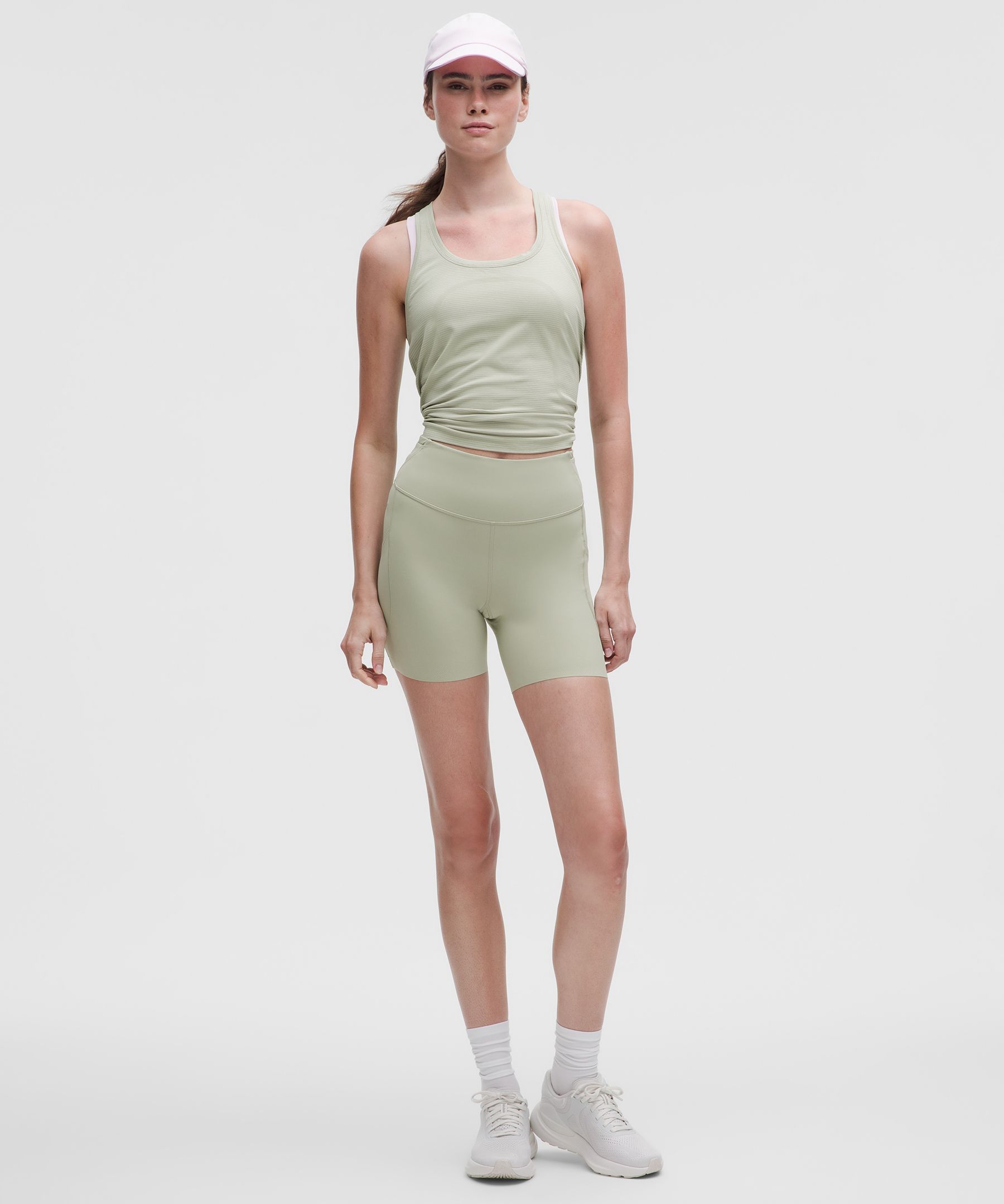 Fast and Free High-Rise Short 6"  - Green