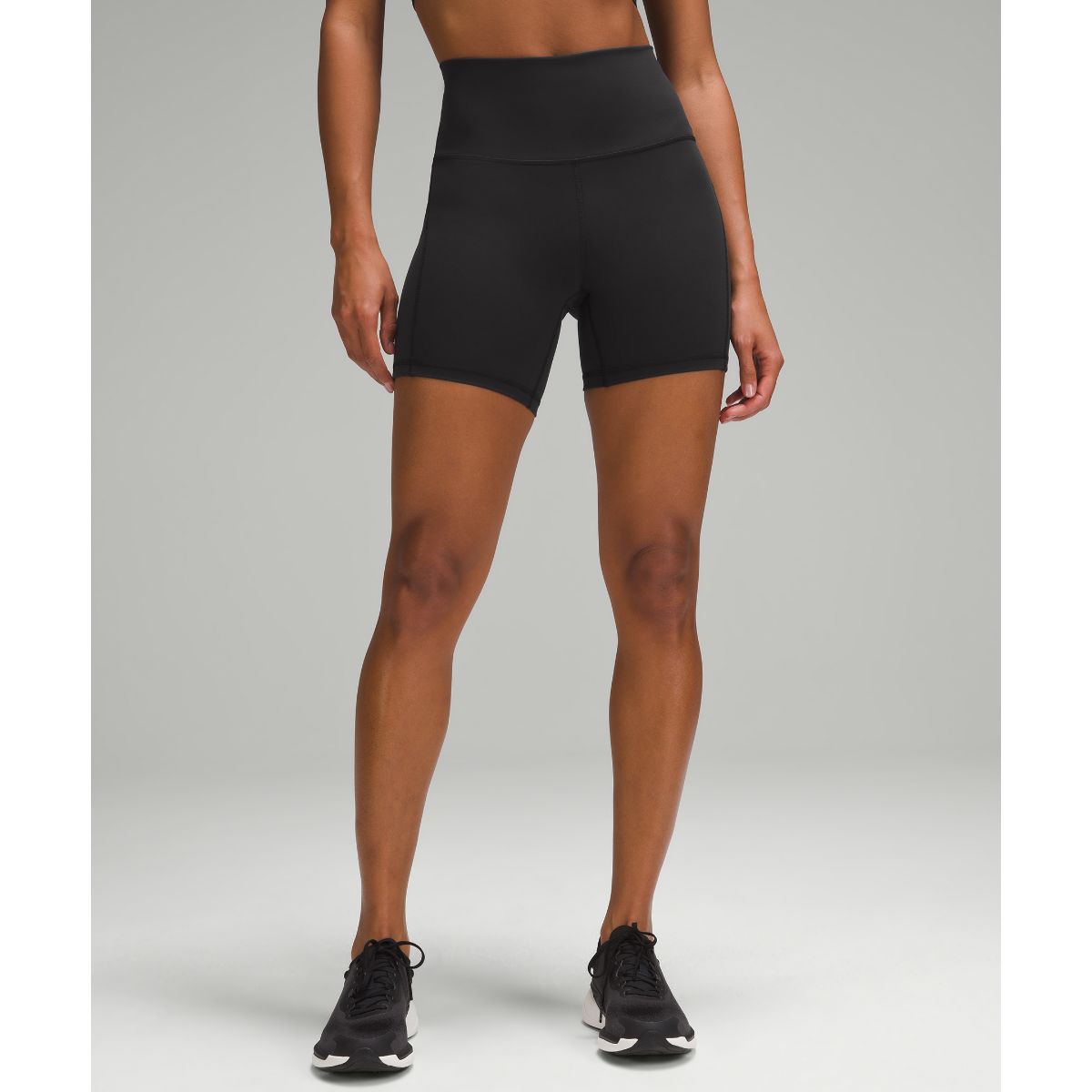 Wunder Train High-Rise Shorts with Pockets 6"