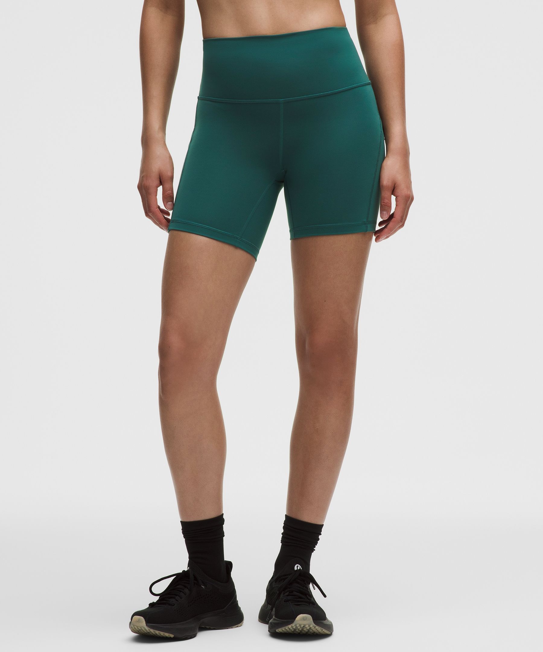 Wunder Train High-Rise Short with Pockets 6"