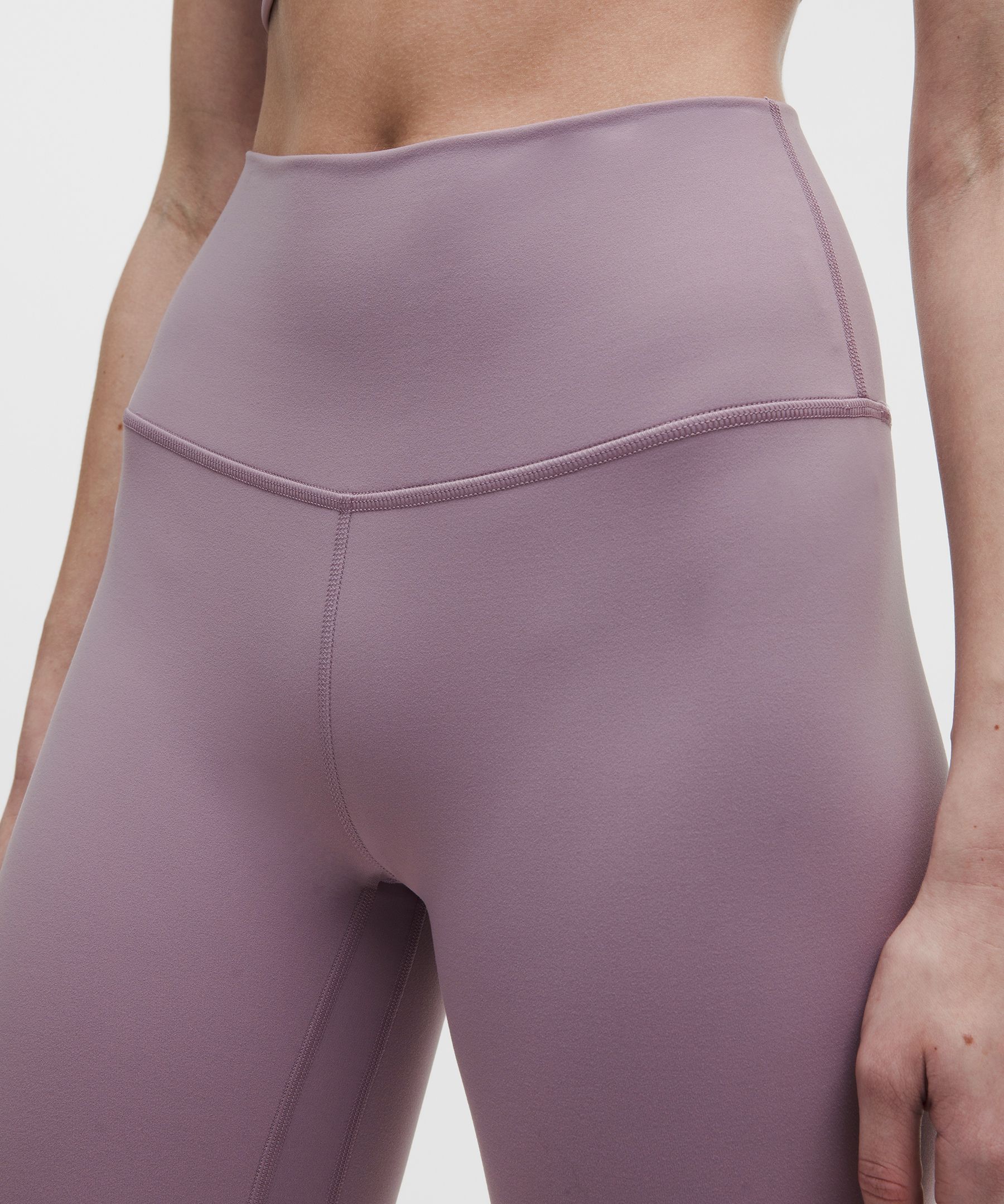 lululemon ルルレモン８枚 ルルレモン Align™ ハイライズショーツ 8インチ | ショートパンツ