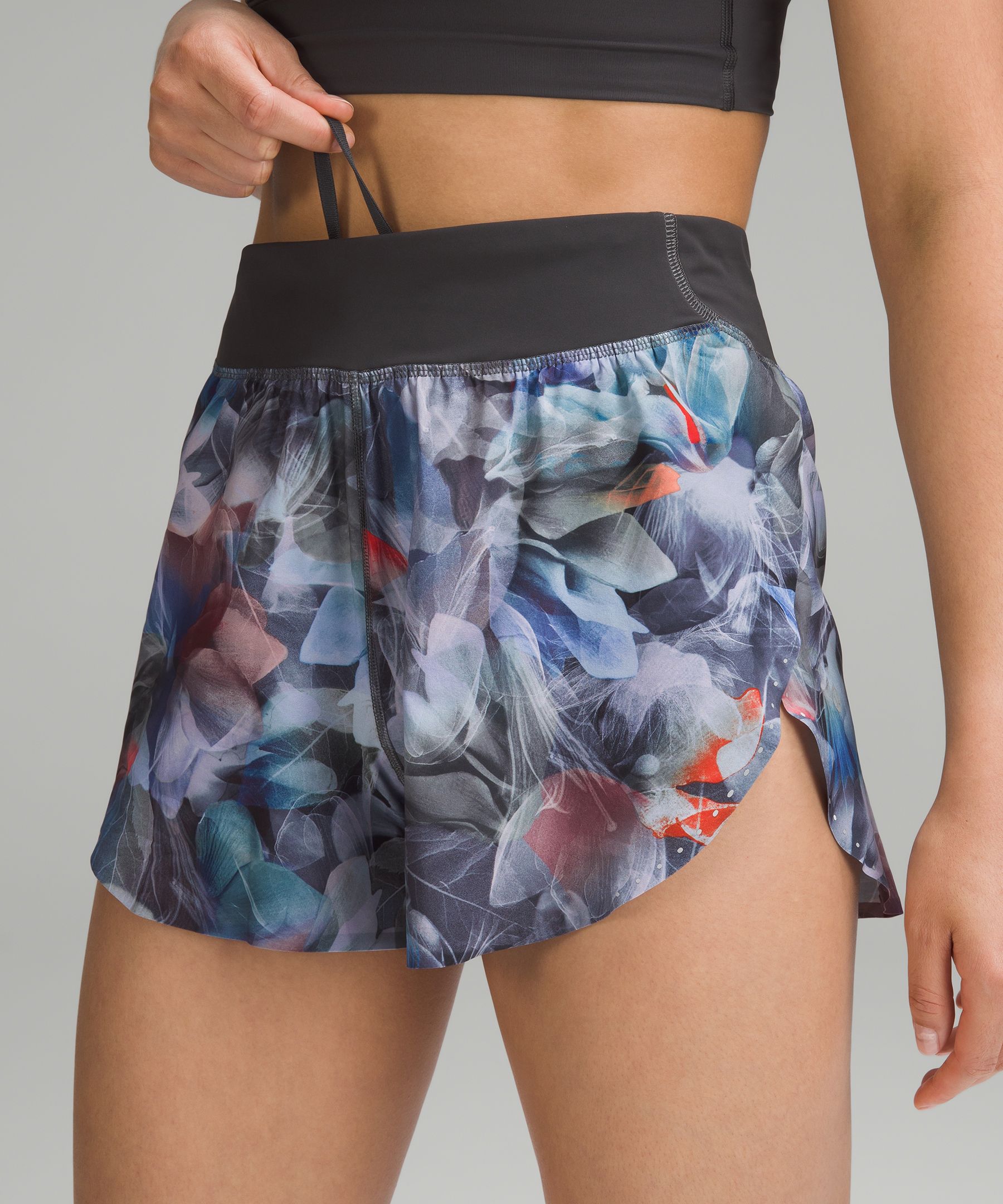 Fast and Free Reflective High-Rise Classic-Fit Short 3