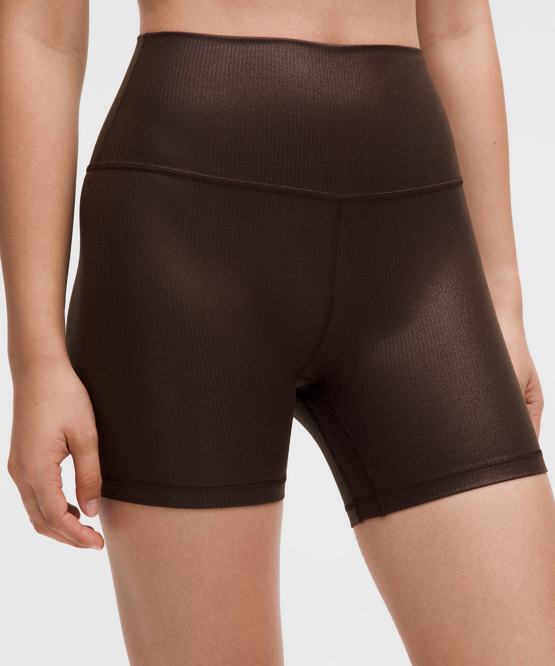 lululemon☆ベルベッドストライプ Align 6 柔らか ヨガ ショーツ lululemon☆ベルベッドストライプ Align 6 柔らか ヨガ ショーツ