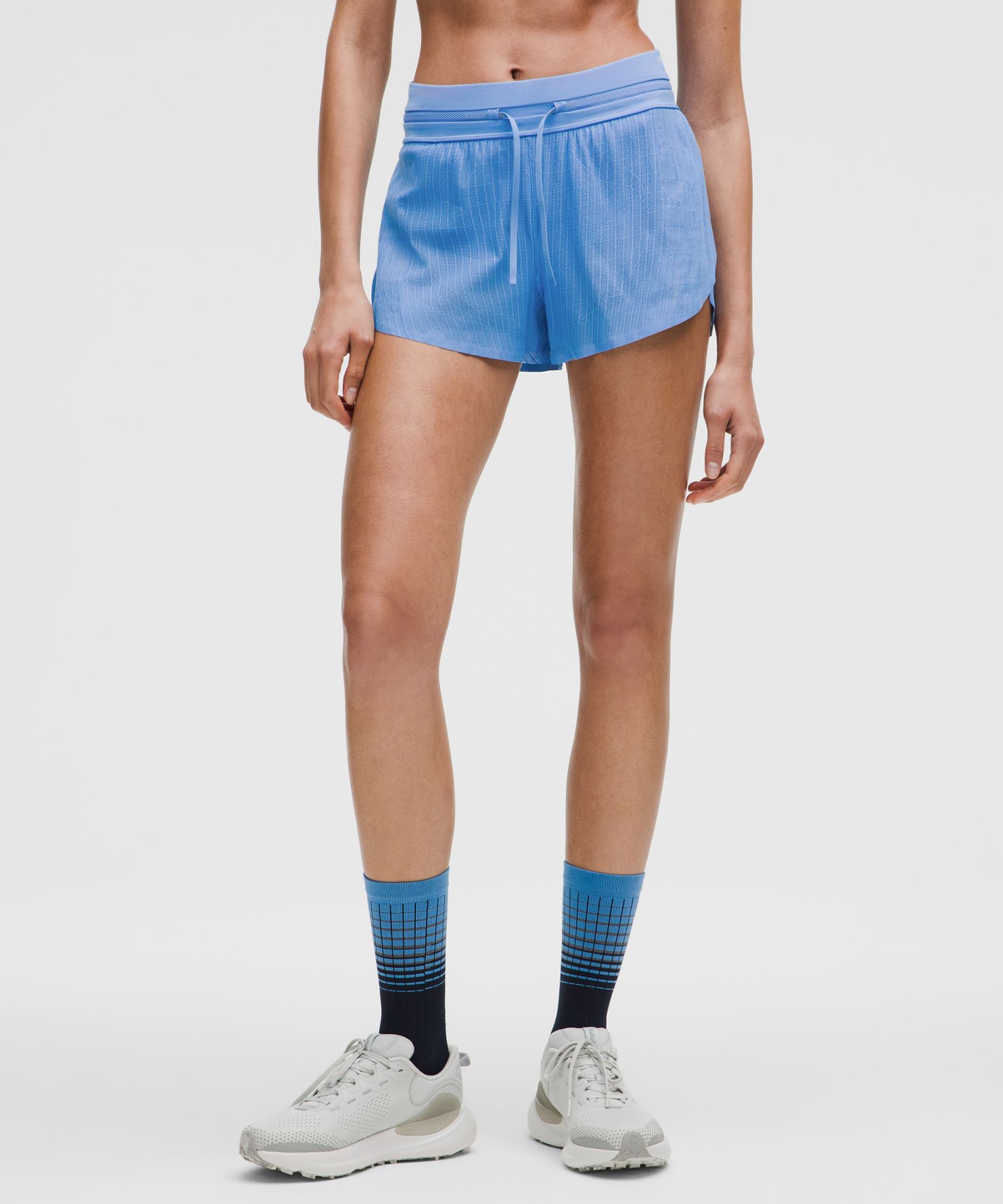 Lululemon Fast and Free Airflow Mid-Rise Running Short 3” — фото 2