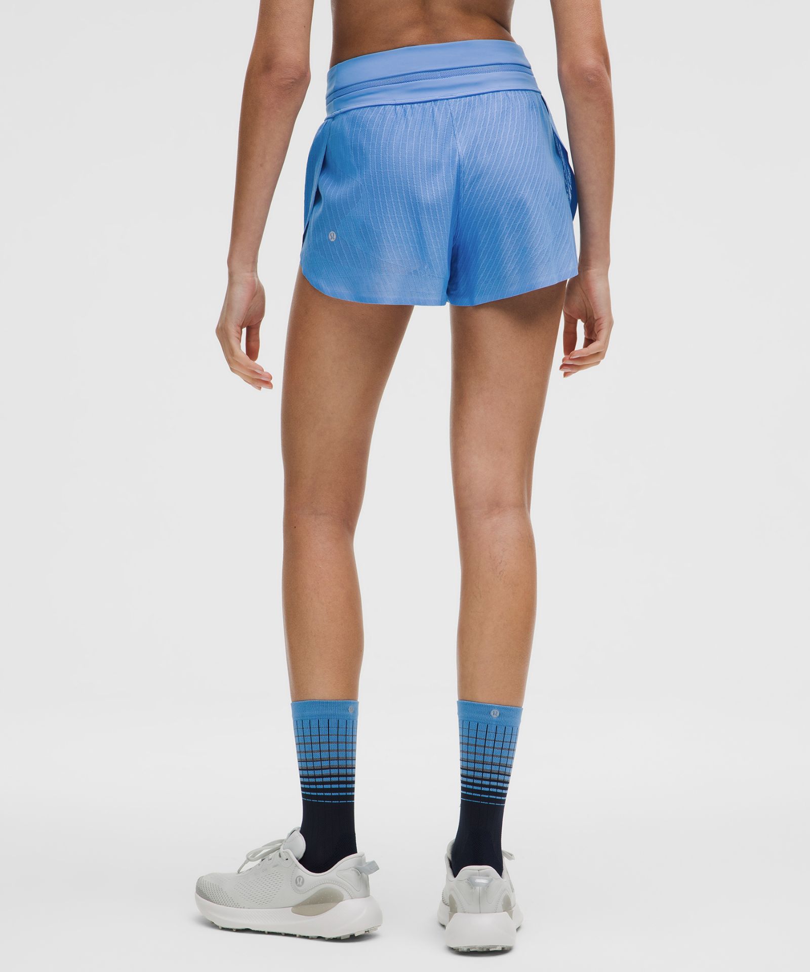 Lululemon Fast and Free Airflow Mid-Rise Running Short 3” — фото 3