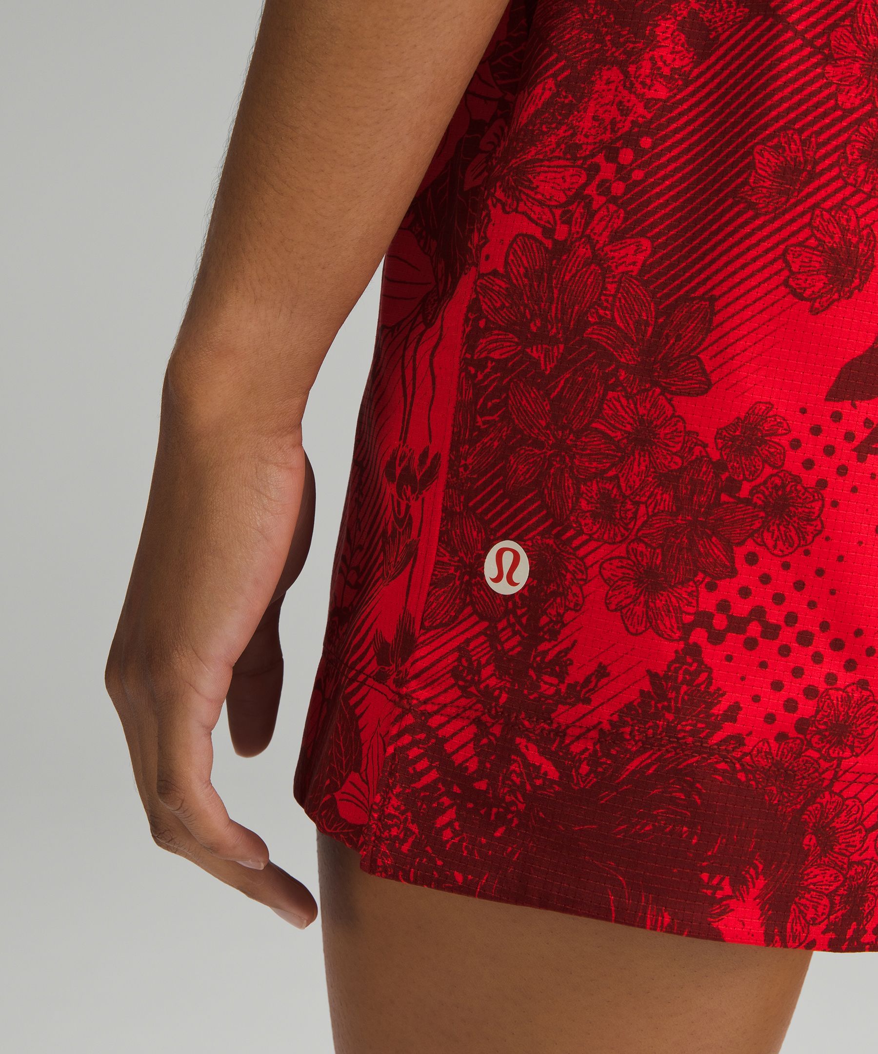 Team Canada WovenAir High-Rise Short 6