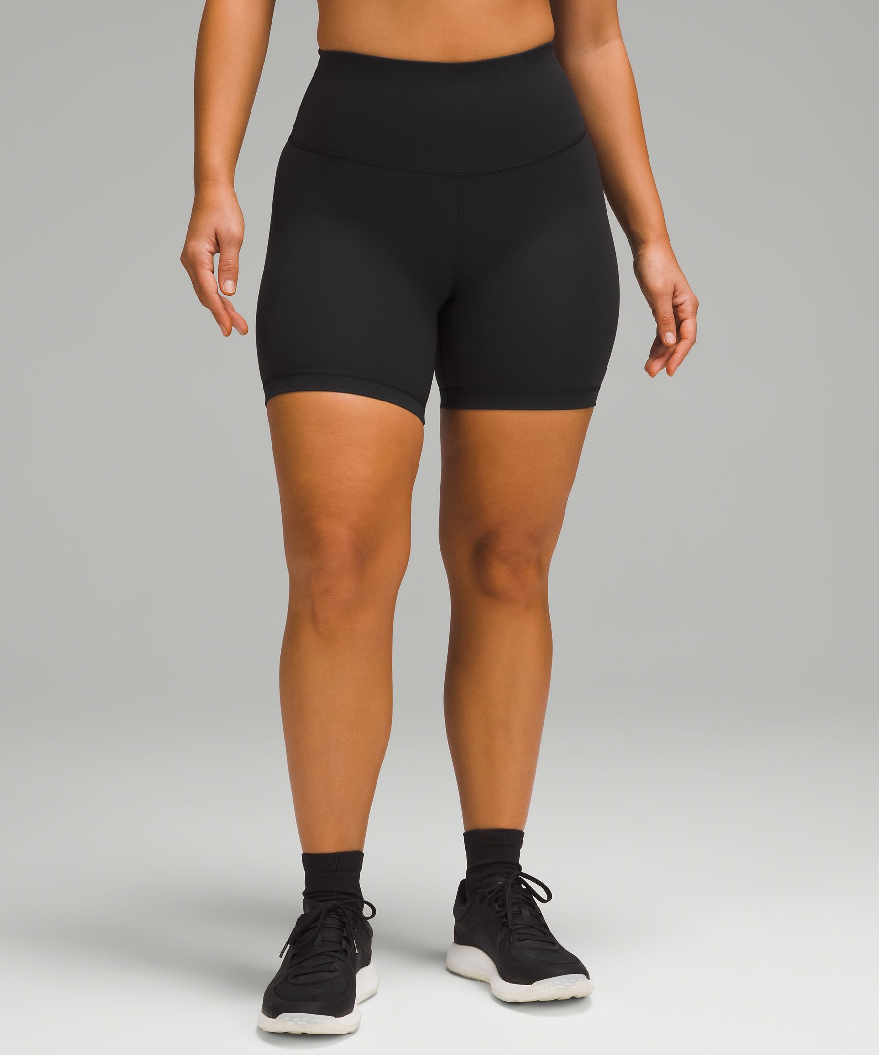 Ricki's Capris Mid-Rise Fitted Through Hips And Thighs Black Women's Size 8