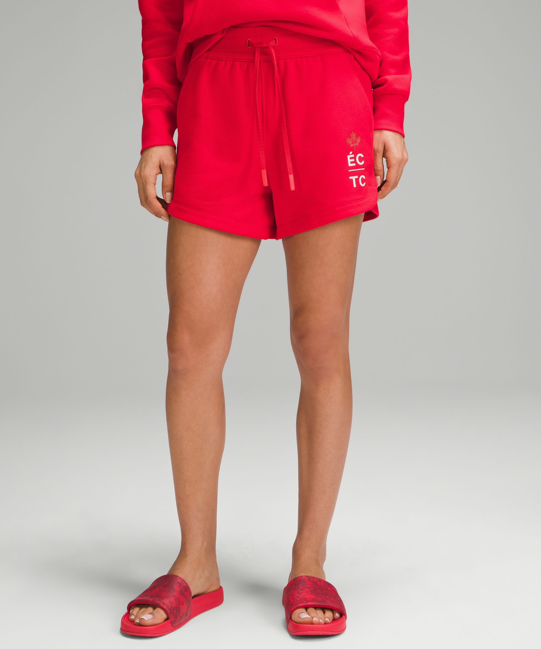 Team Canada Relaxed-Fit High-Rise Fleece Short 4" *COC Logo | Women's Shorts