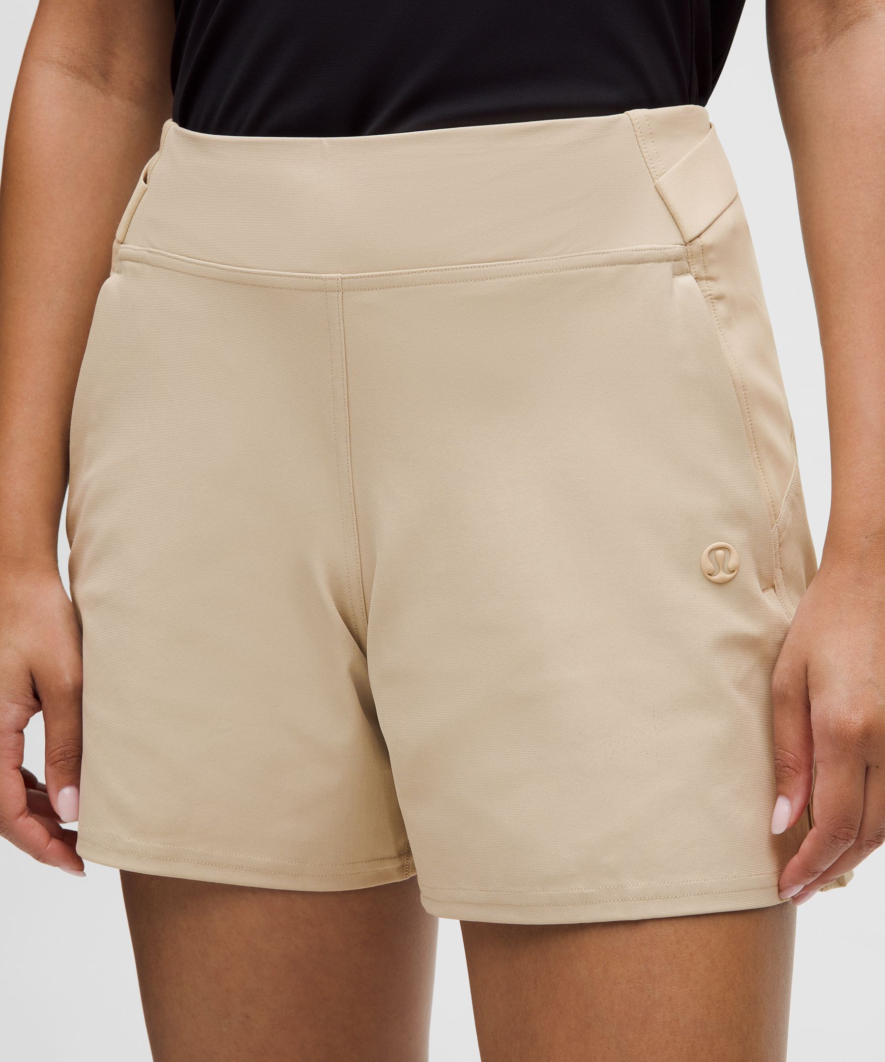Lululemon Warpstreme Multi-pocket Golf Short 5.5"