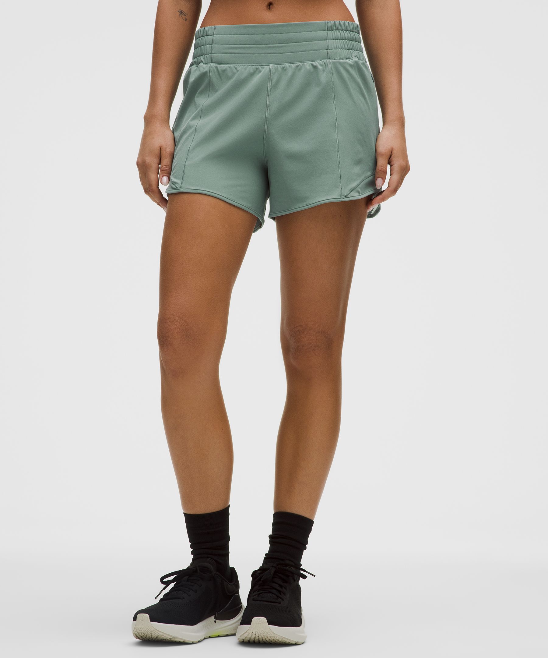 Lululemon Hotty Hot High-rise Lined Short 4"