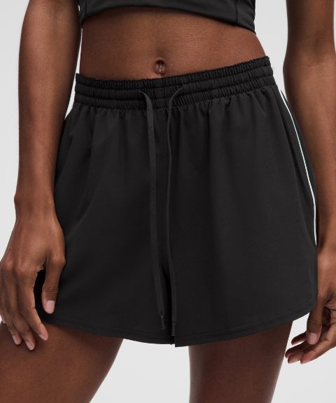 Женские шорты Lululemon Court Rival High-Rise