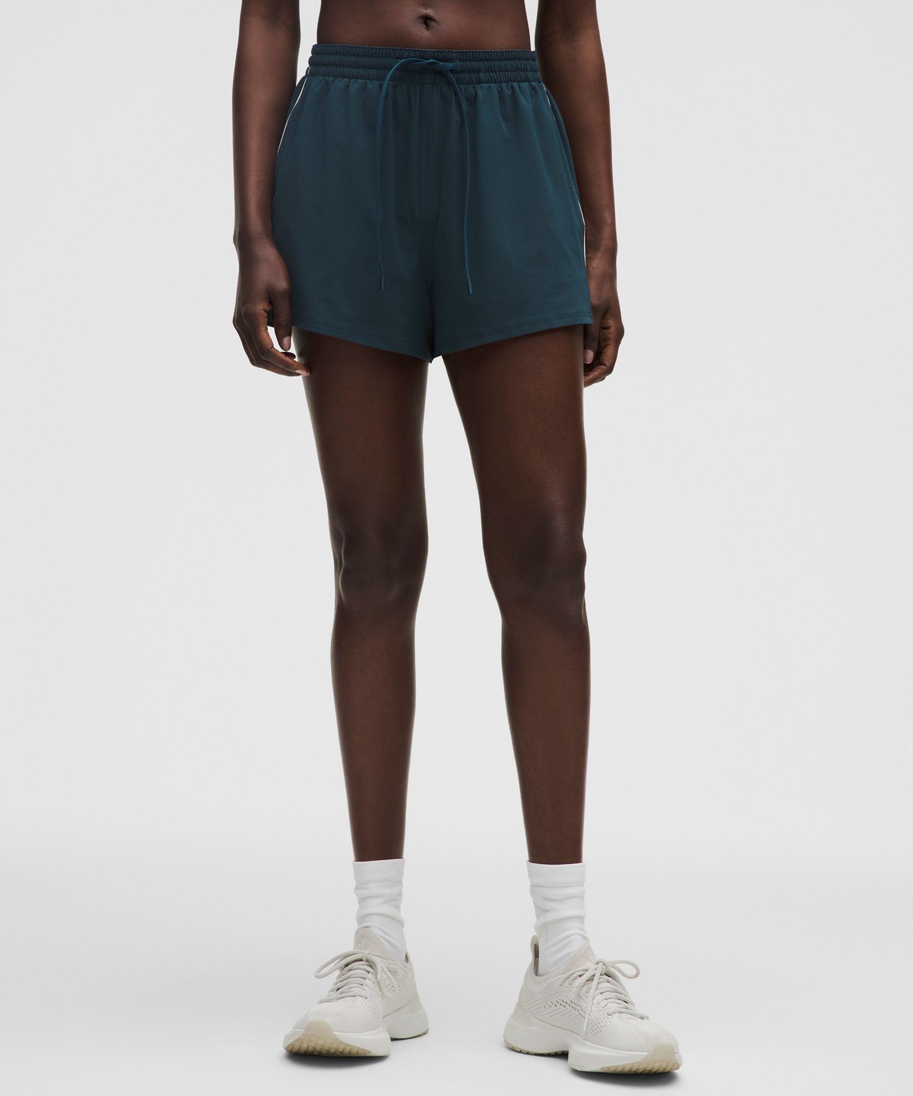 Court Rival High-Rise Short 3"