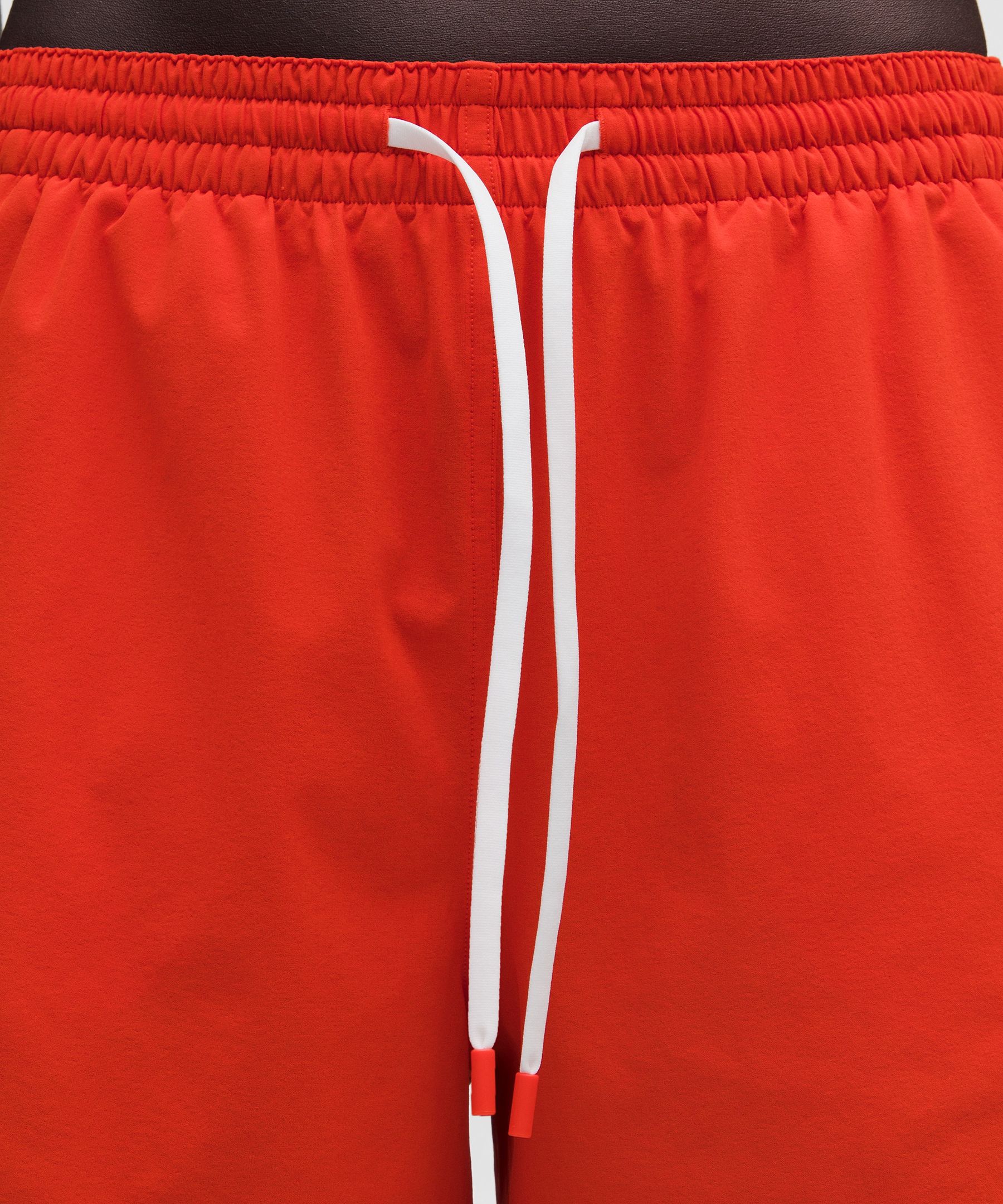 Short d&eacute;contract&eacute; l&eacute;ger taille haute 8&nbsp;cm *Doublure longue