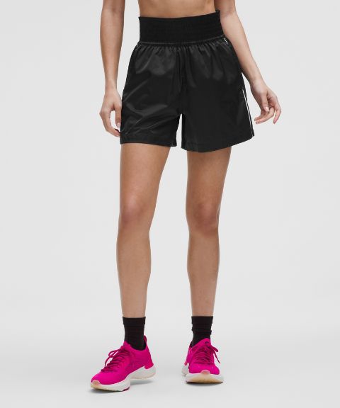 Женские шорты Lululemon Stretch Satin Nylon 5