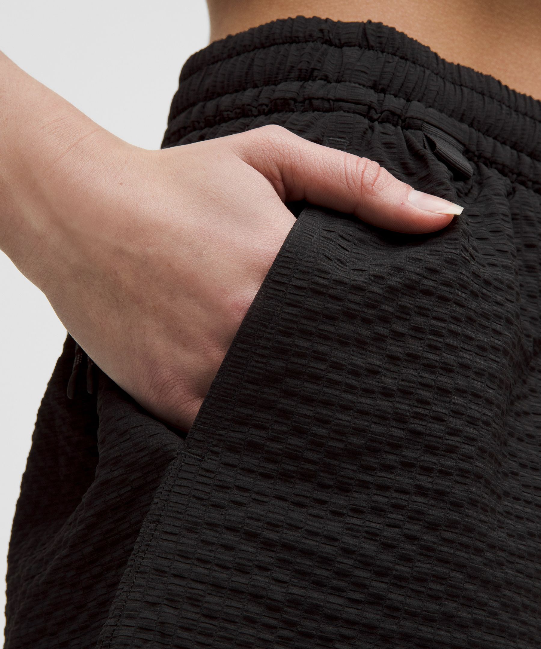 Lululemon Grid-texture Relaxed High-rise Hiking Shorts 4"