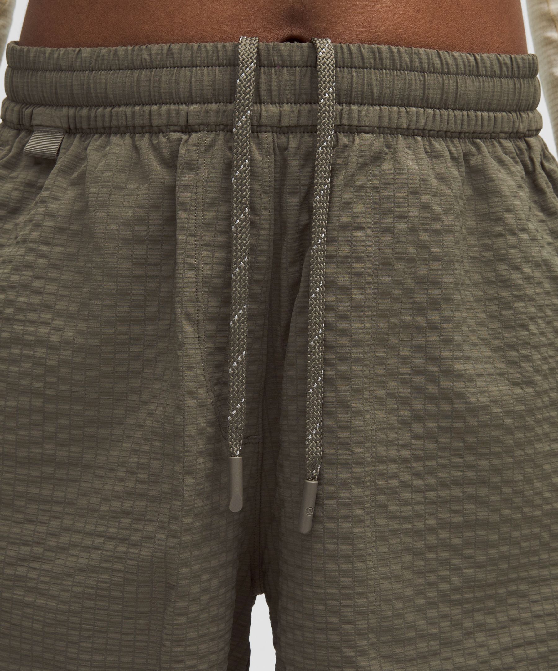 Grid-Texture Relaxed High-Rise Hiking Short 4" | Women's Shorts
