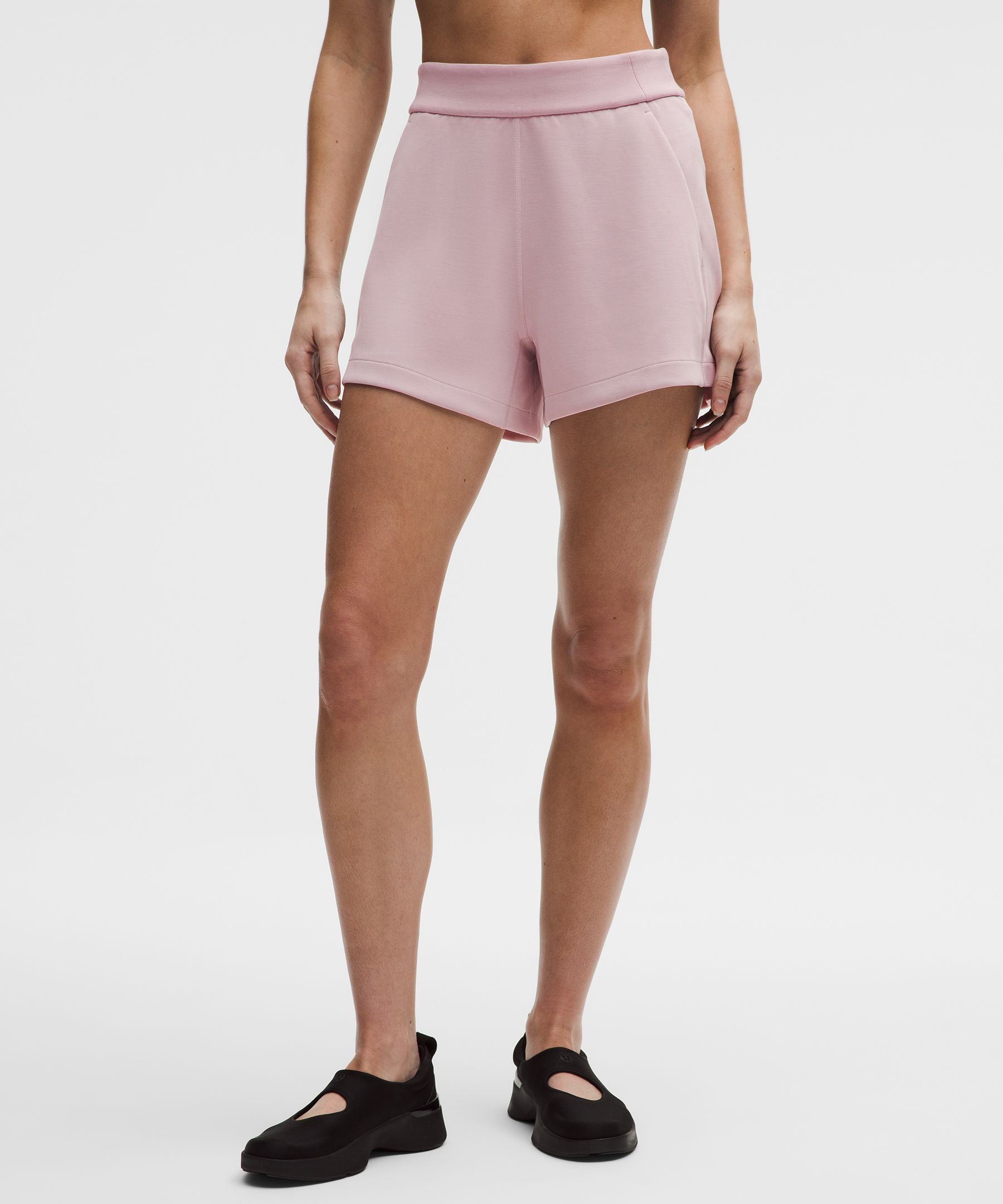 Softstreme High-Rise Short 4"