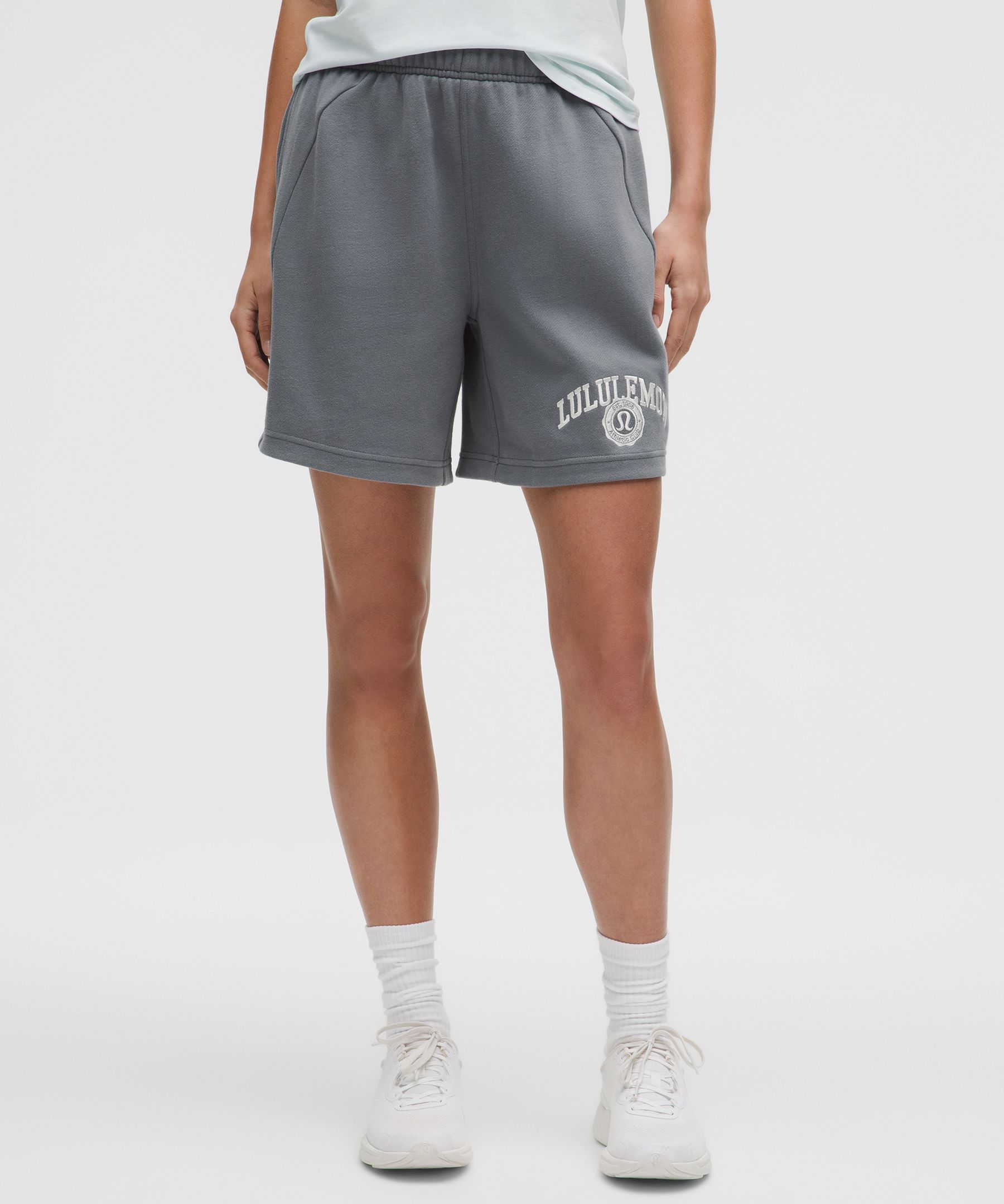 Scuba Mid-Rise Oversized Short 7" Graphic - Grey