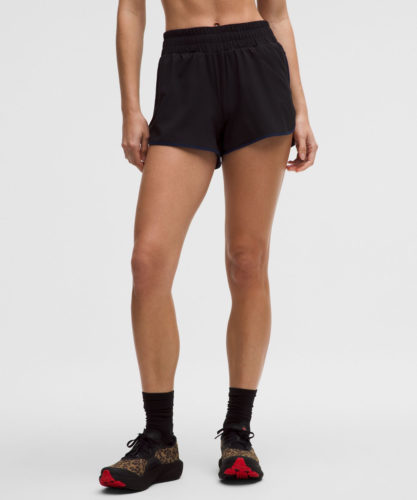 Женские шорты для бега Lululemon, высокая посадка, 3, цвет: Чёрный / Синий — фото 2