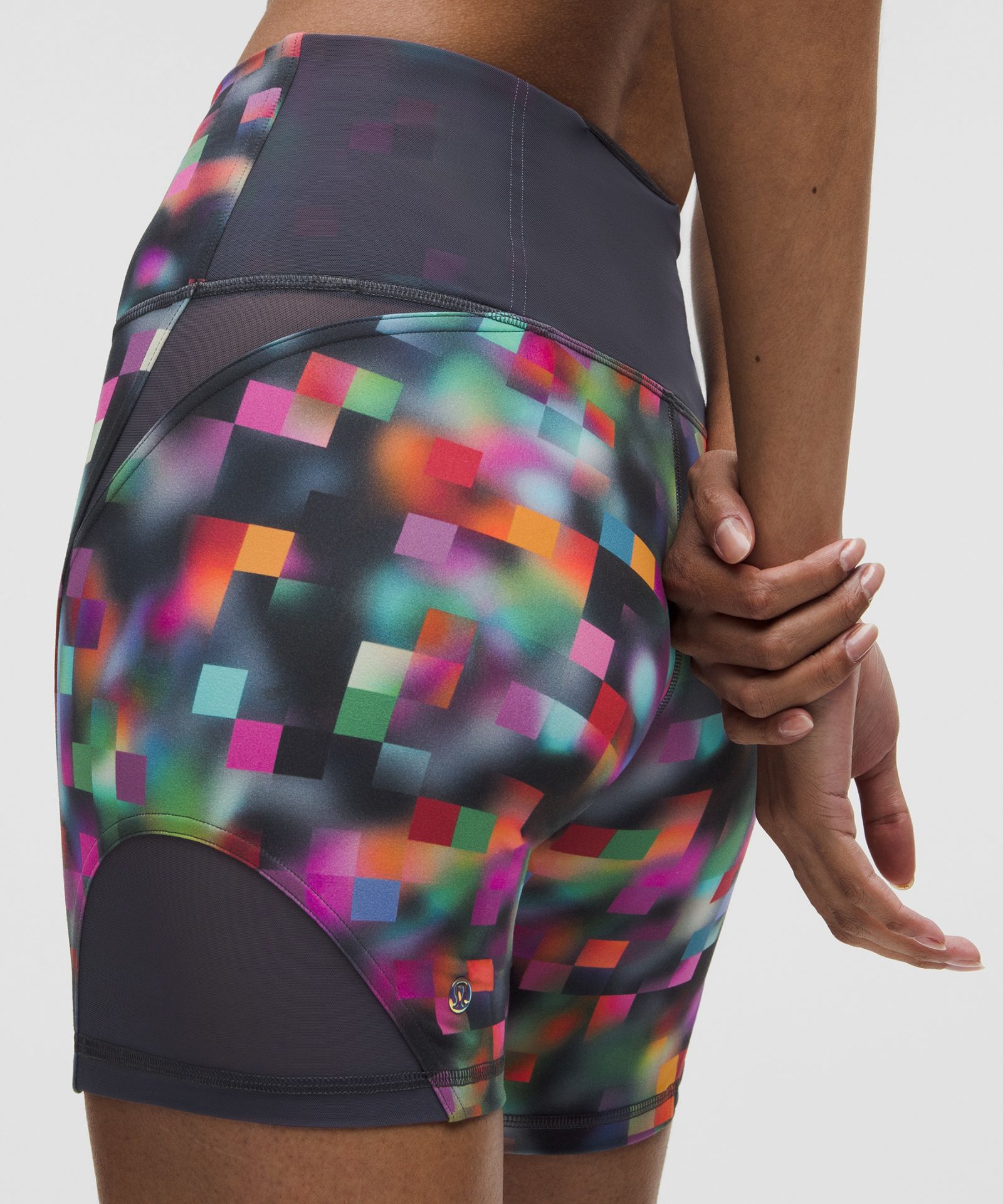 Lululemon Wunder Train Mesh Panel High-Rise Short 6" *Pride — фото 6