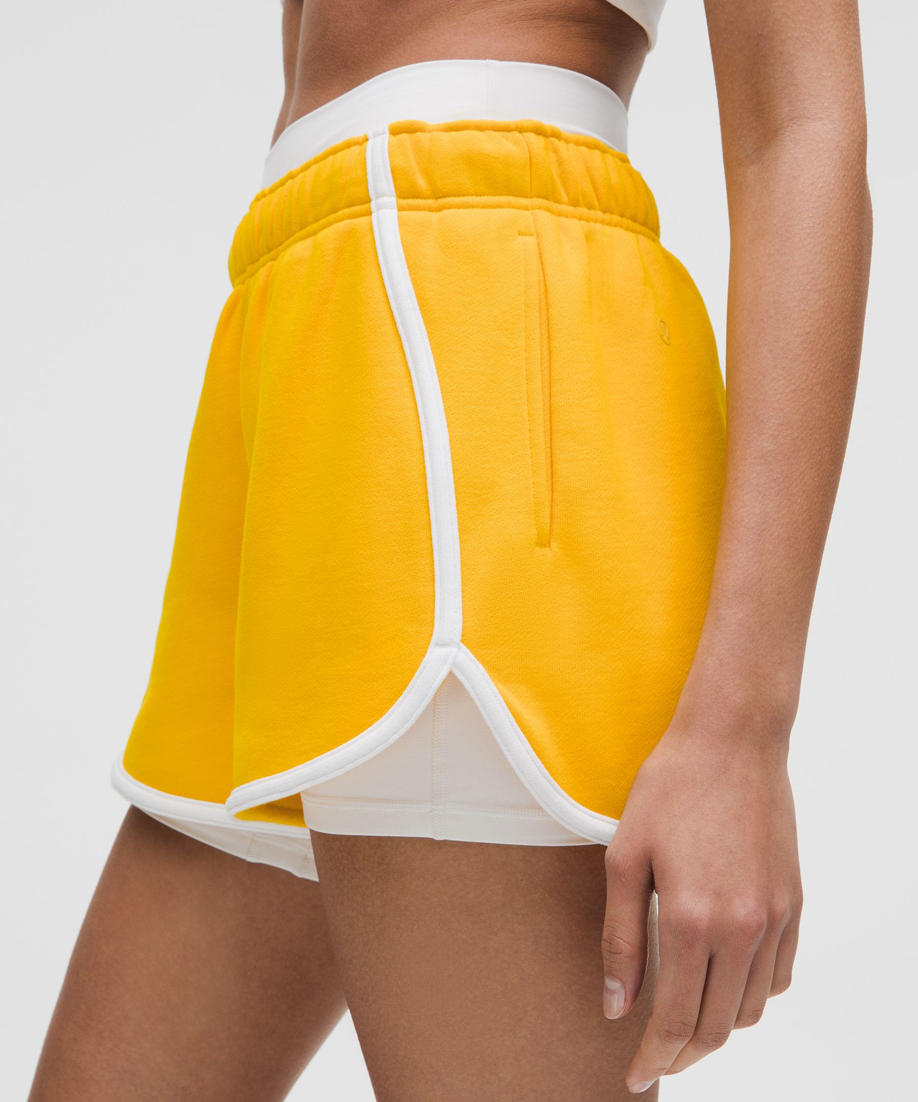 Scuba Mid-Rise Oversized Short 3"
