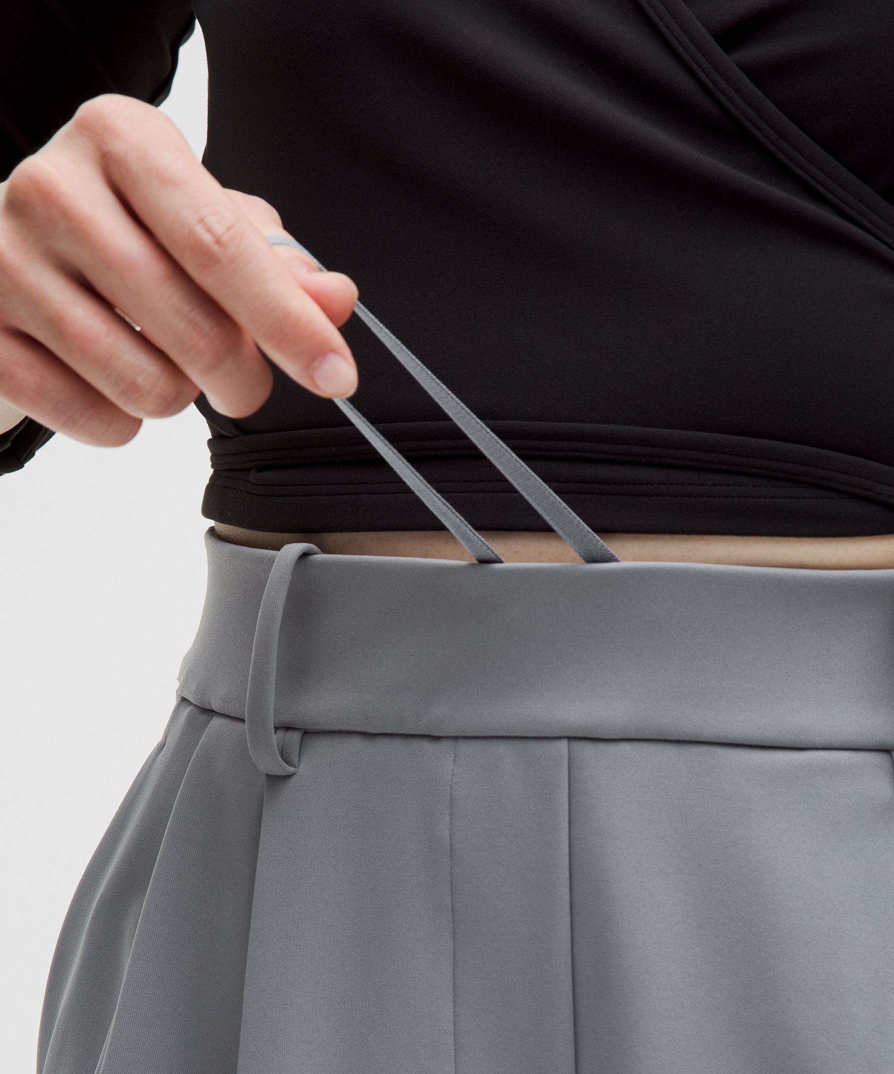 Lululemon Daydrift Pleated High-rise Short 7"