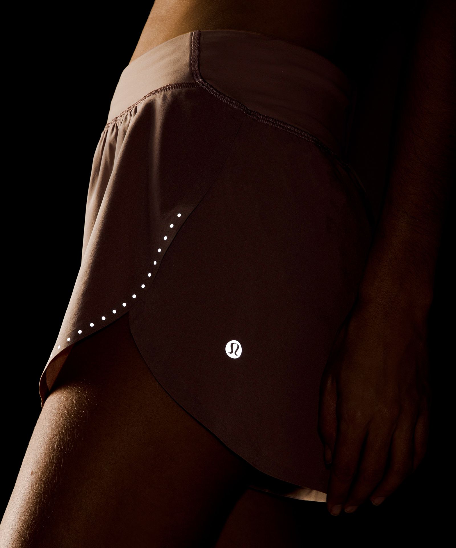 Женские беговые шорты Lululemon Fast and Free Classic-Fit — фото 7