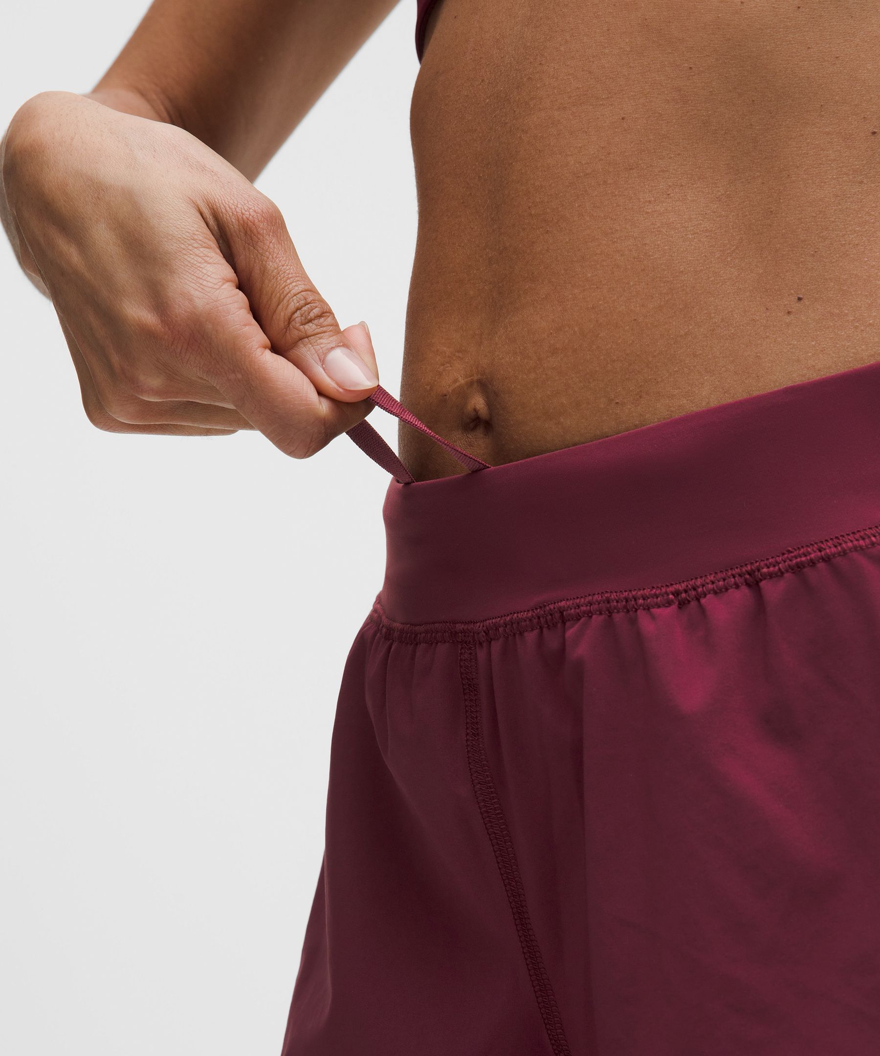 Fast and Free High-Rise Classic-Fit Split Short 3"