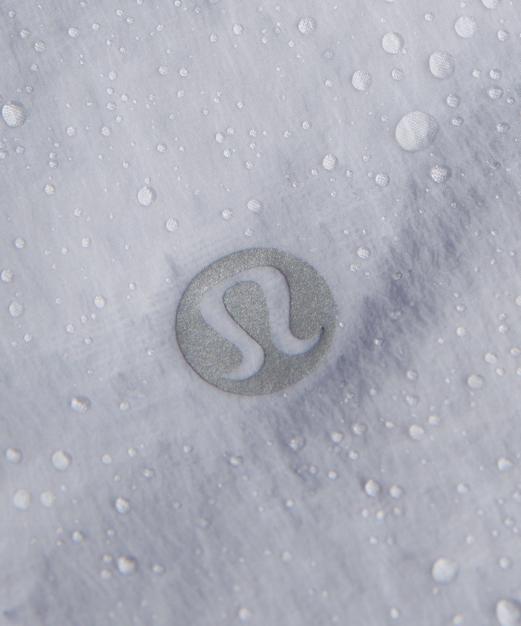 Lululemon Lightweight Mid-rise Active Short 5"