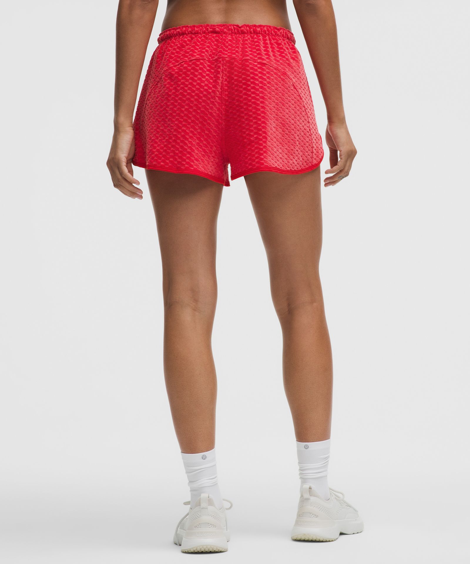 Женские шорты Lululemon Velvet Terry Slim-Fit 2 — фото 3