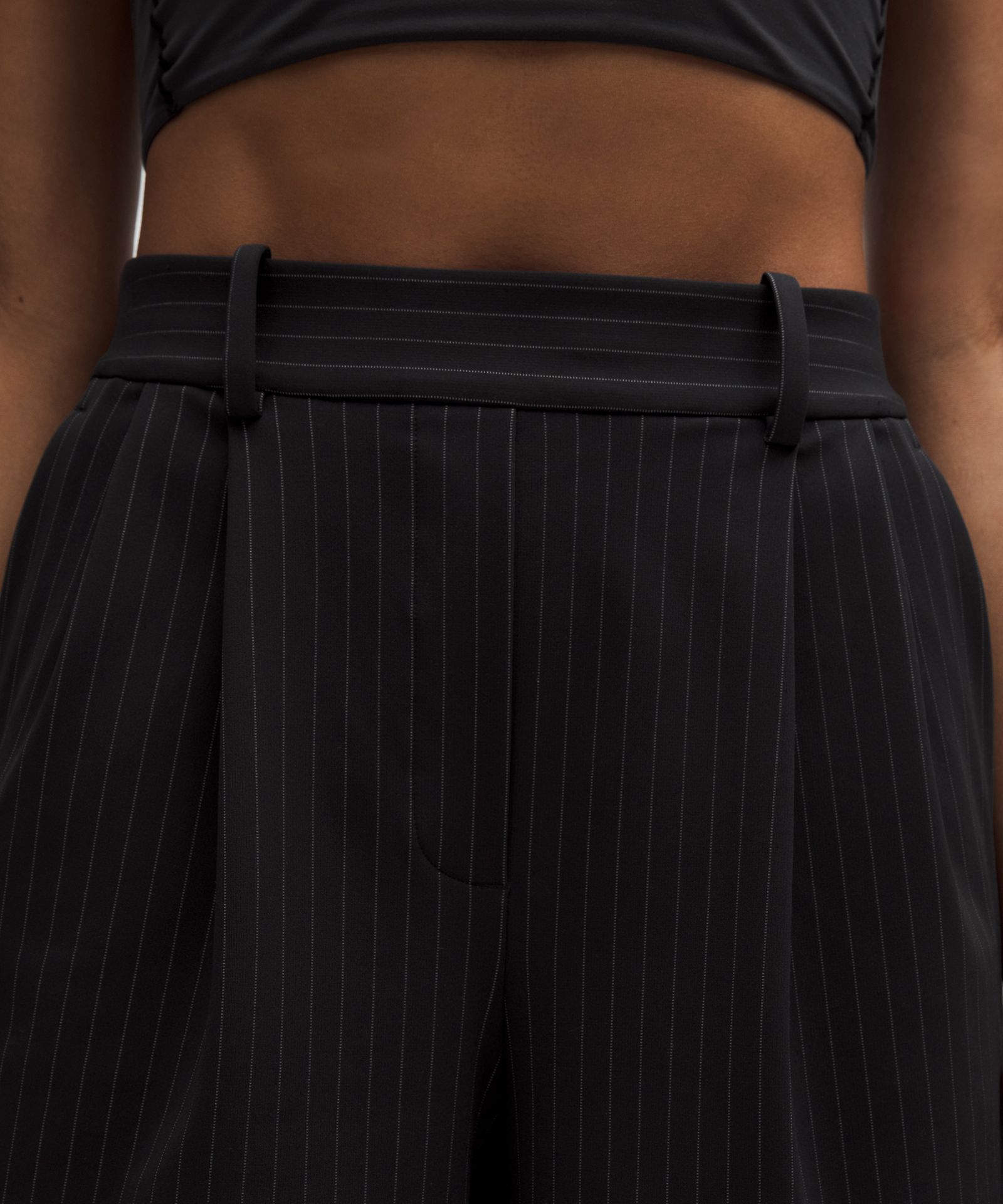 Lululemon Daydrift Pleated High-Rise Short 7" — фото 7