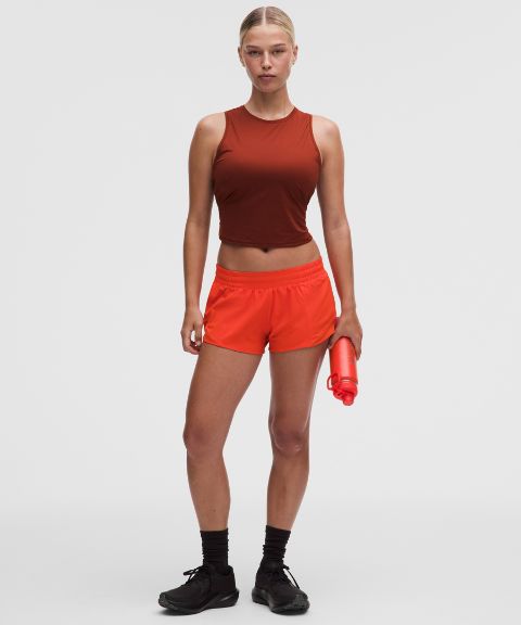 Женские шорты Lululemon Hotty Hot Low-Rise Lined