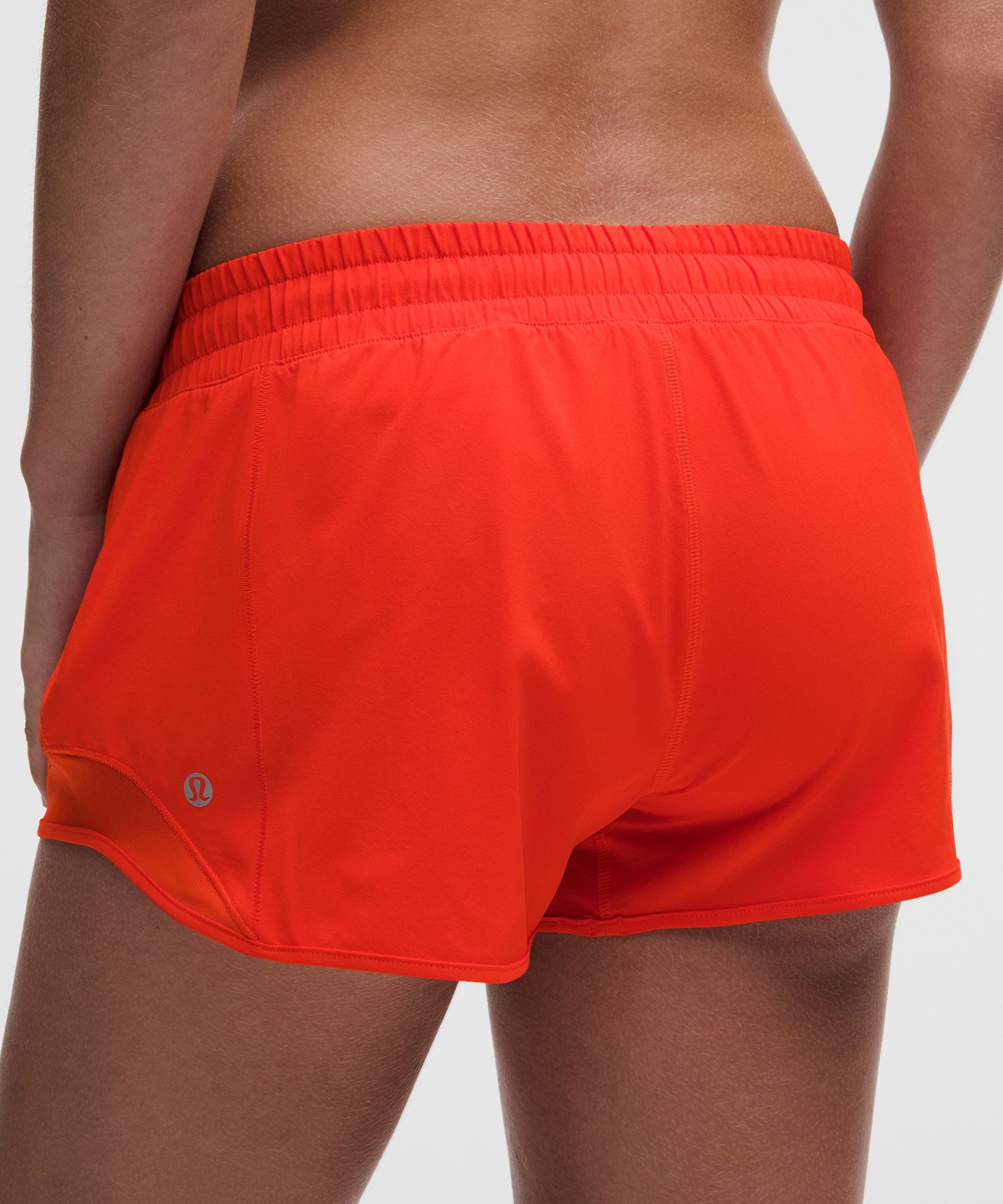 Женские шорты Lululemon Hotty Hot Low-Rise Lined — фото 6