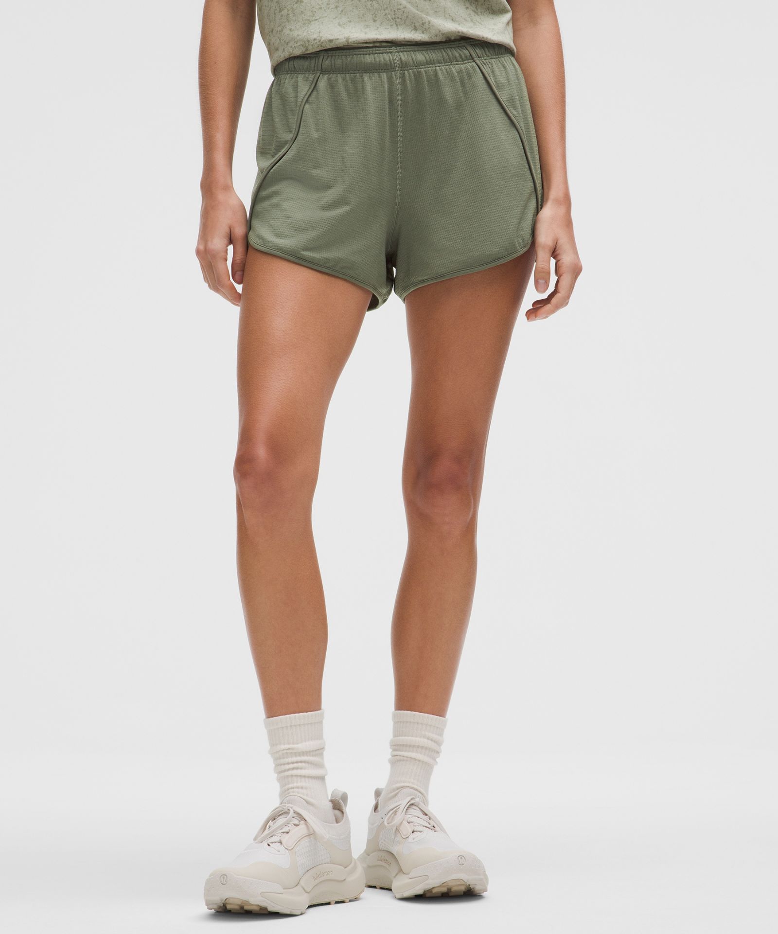Женские шорты Lululemon Swiftly со средней посадкой — фото 2