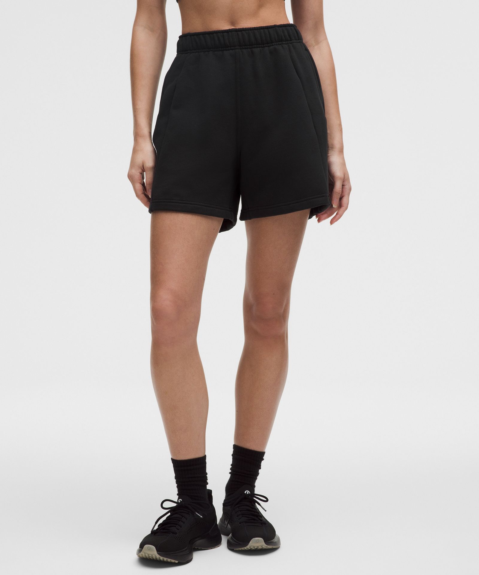 Женские шорты Lululemon Scuba High-Rise — фото 2