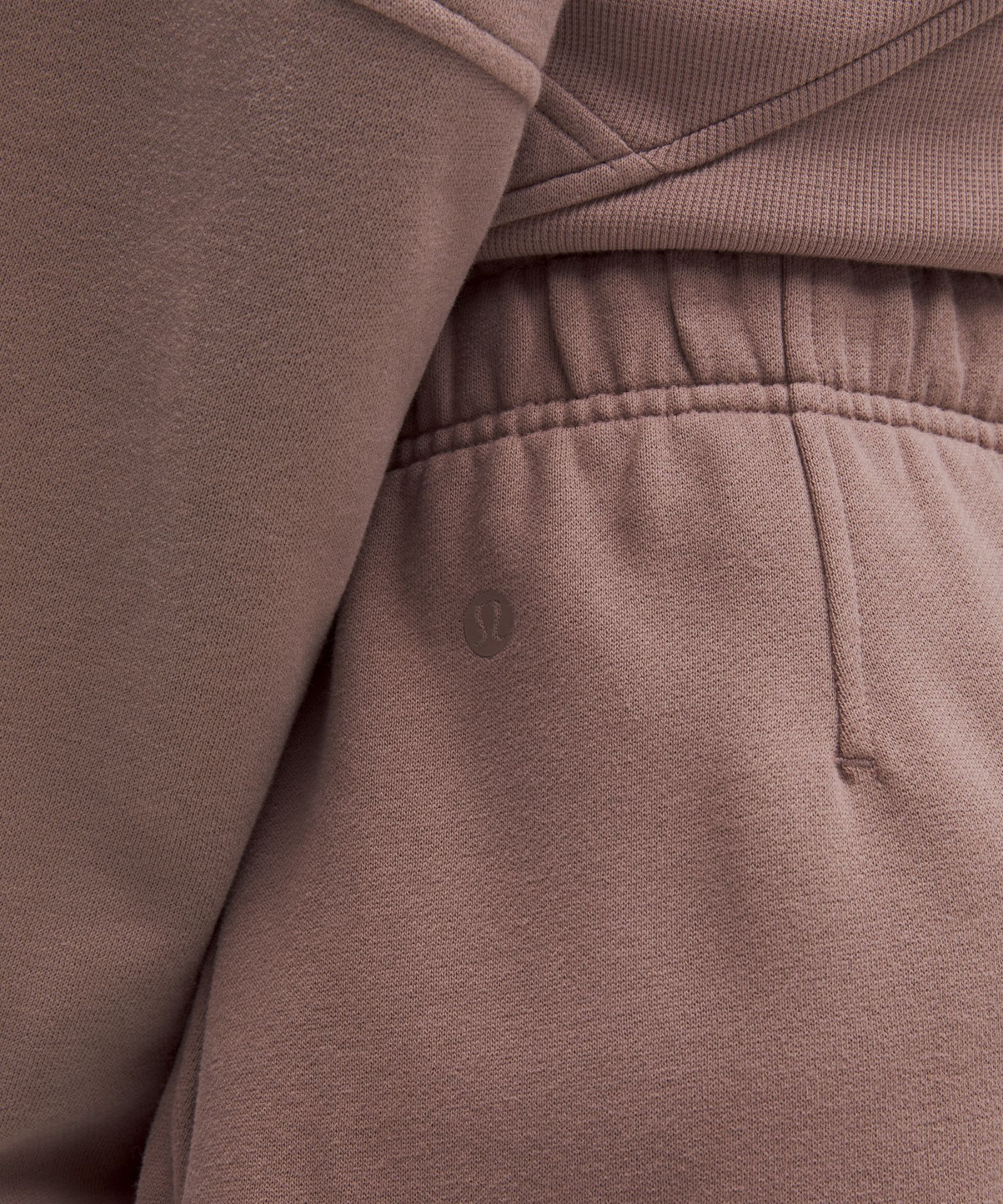 Lululemon Scuba High-Rise Short 5" — фото 6