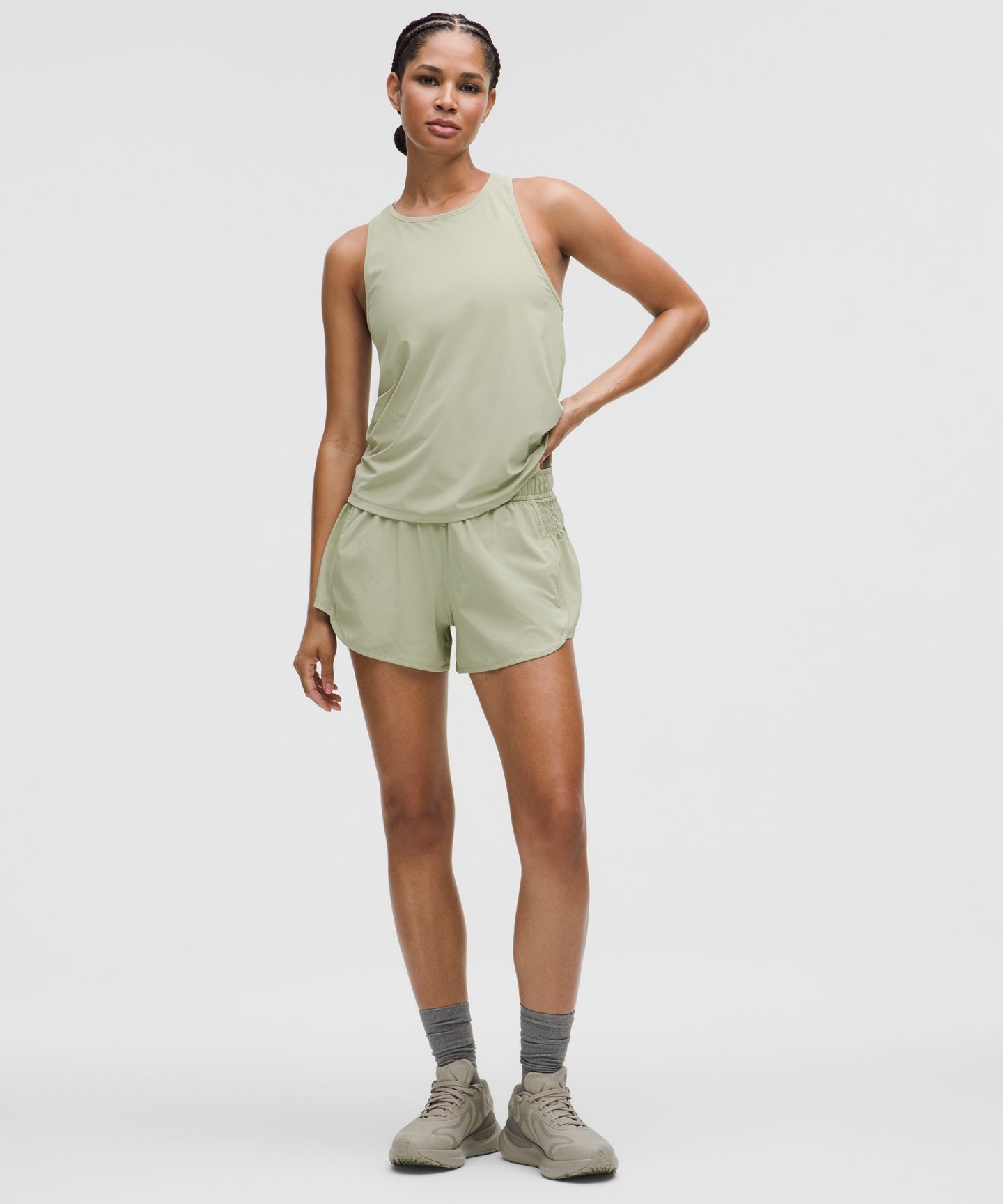 Женские шорты Lululemon со сборкой по бокам, высокая посадка, 3, цвет: Туманный зелёный — фото 2