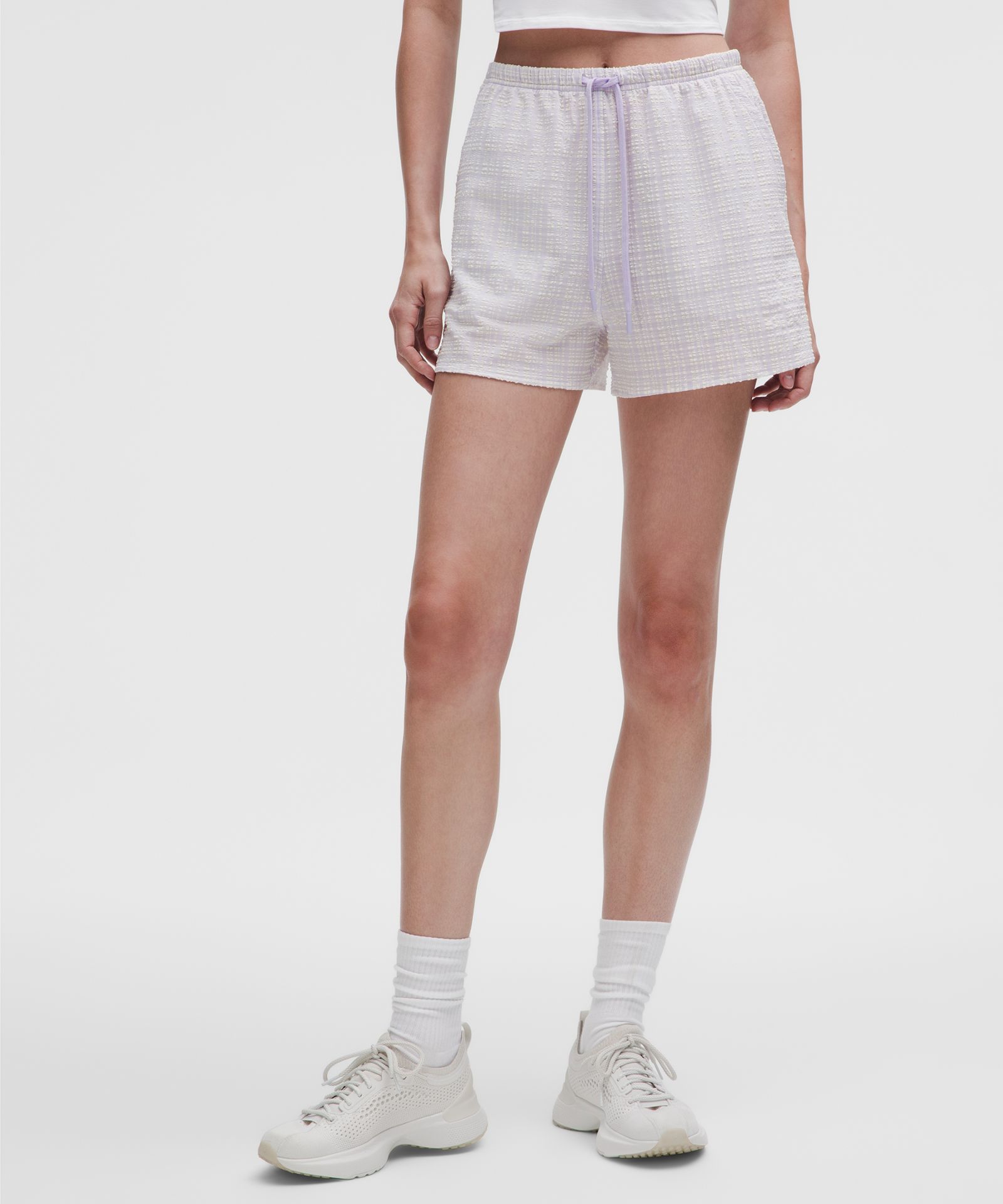 Lululemon Seersucker Check Mid-Rise Pull-On Short 3" — фото 2