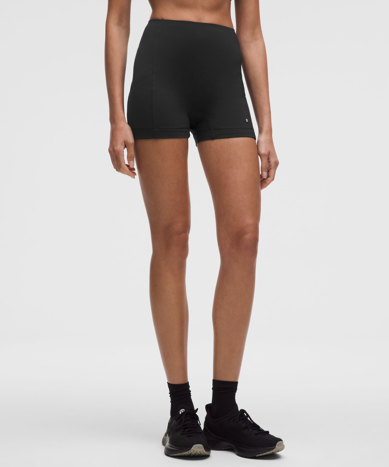 Женские теннисные шорты Lululemon High-Rise Layering — фото 2