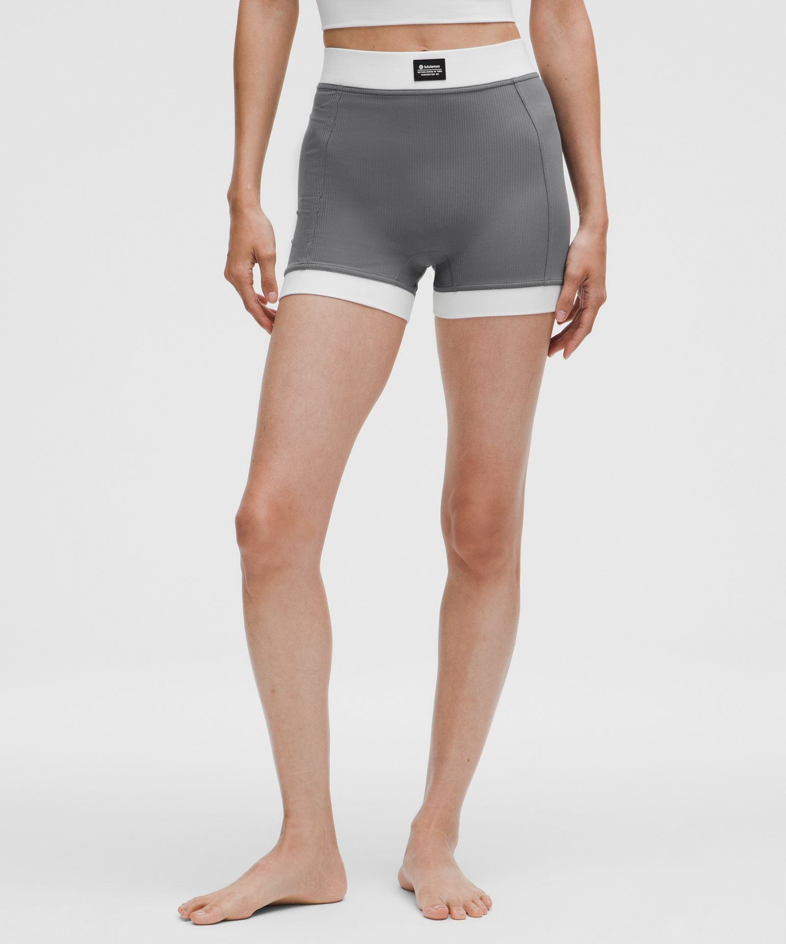 Lululemon Ribbed Nulu High-Rise Short 3.5" — фото 2