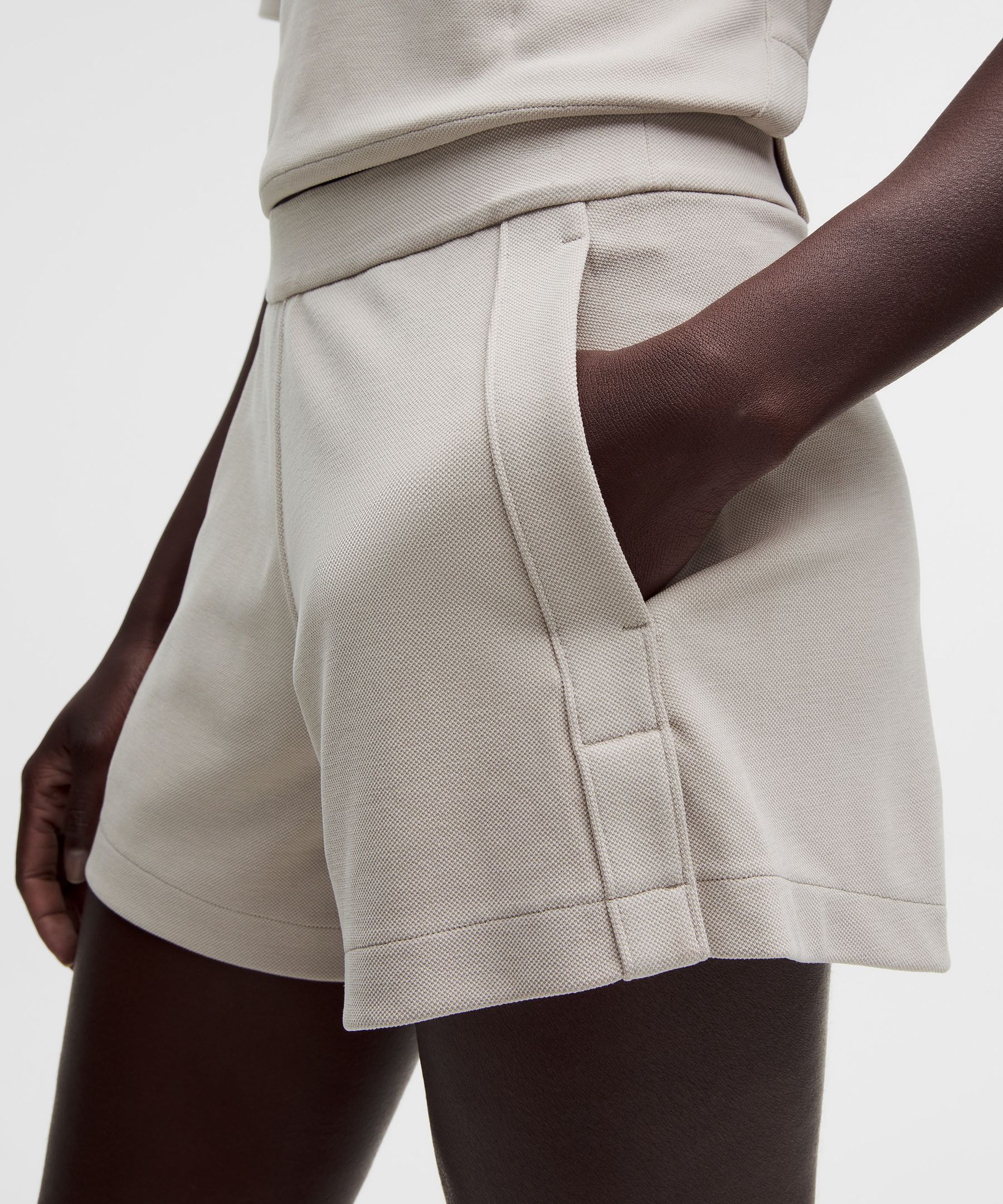 Softstreme Pique Mid-Rise Short 4"