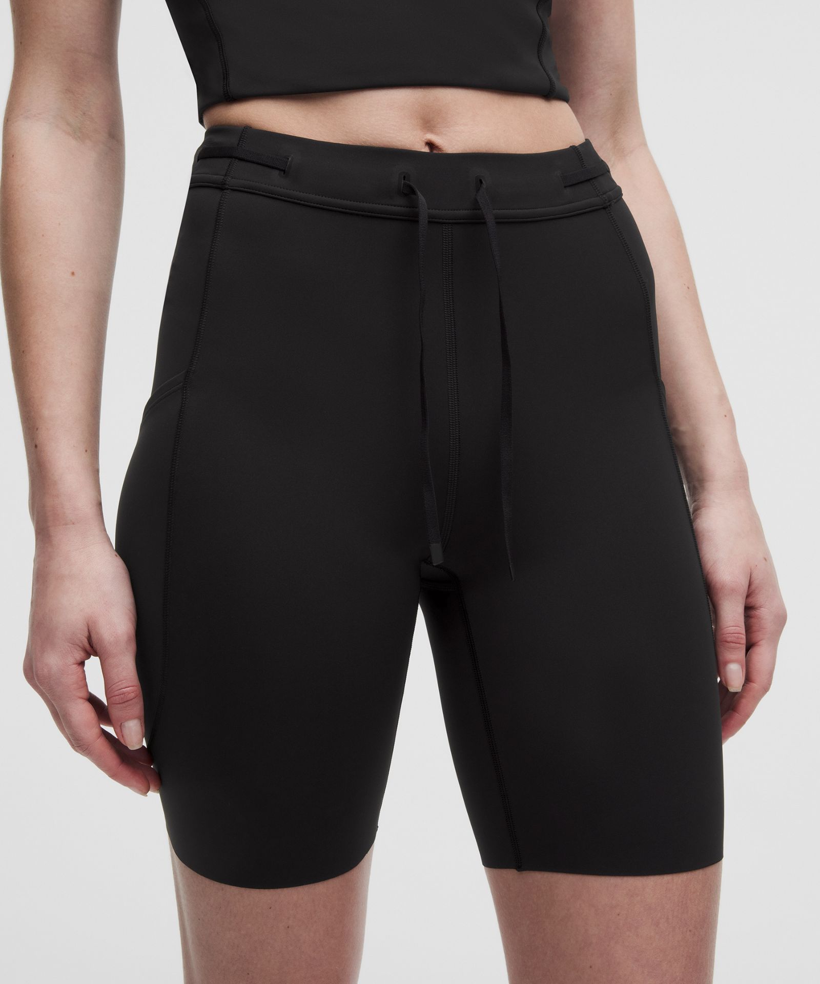 Женские шорты Lululemon Fast and Free High-Rise с кулиской — фото 4