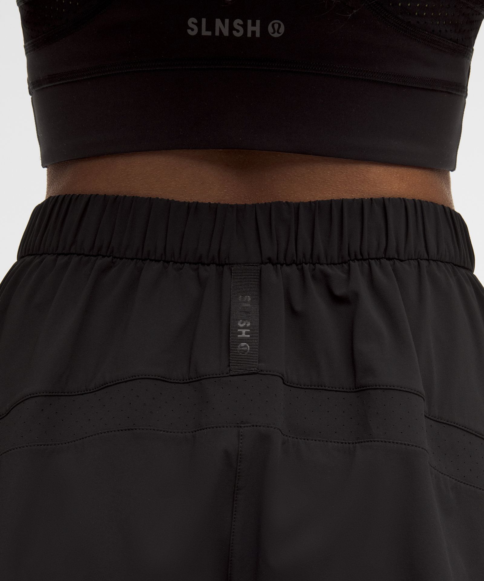 Женские шорты Lululemon Lightweight Active High-Rise 3 — фото 7
