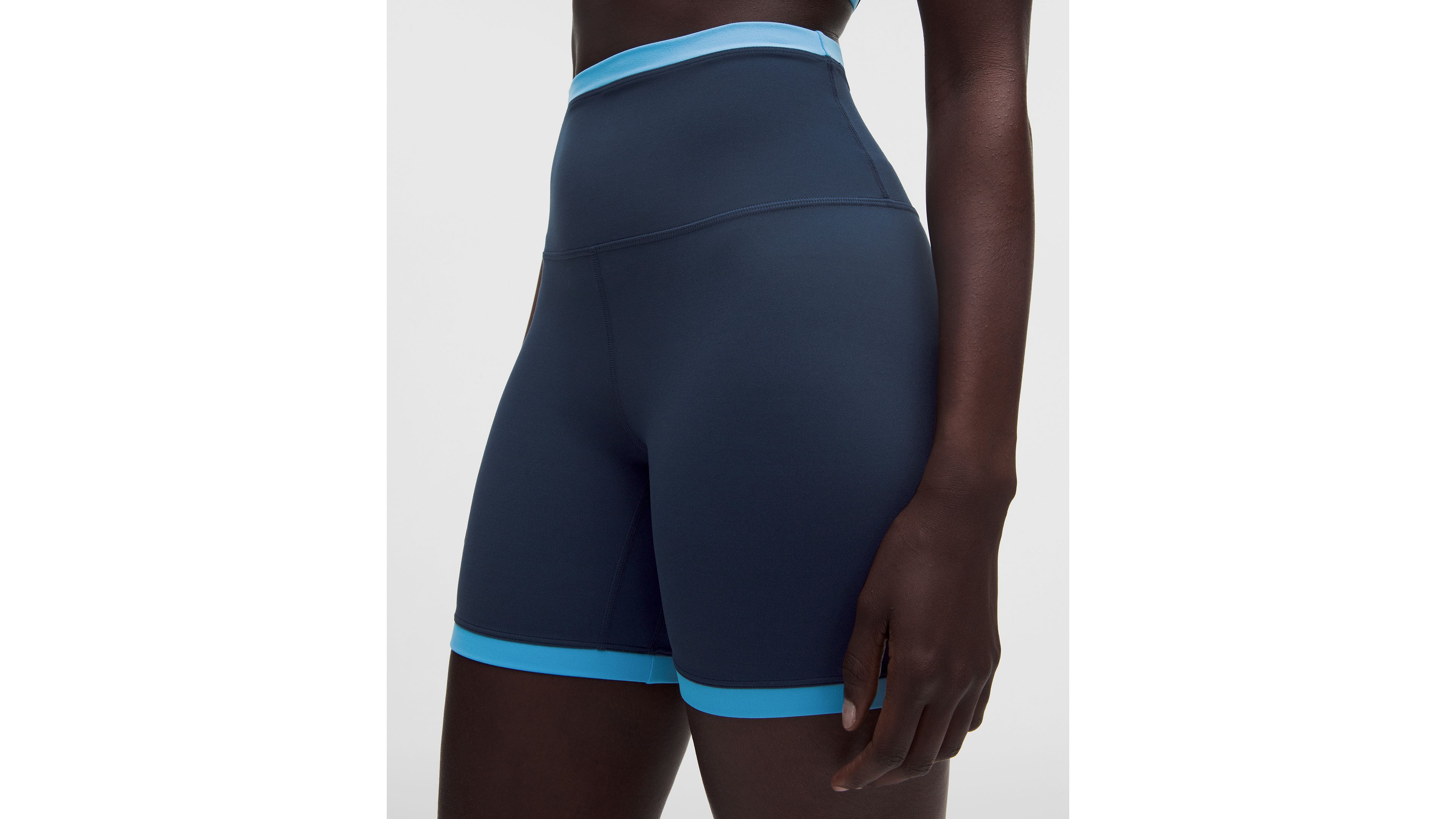 lululemon Align™ Super-High-Rise Short 6" *Trim