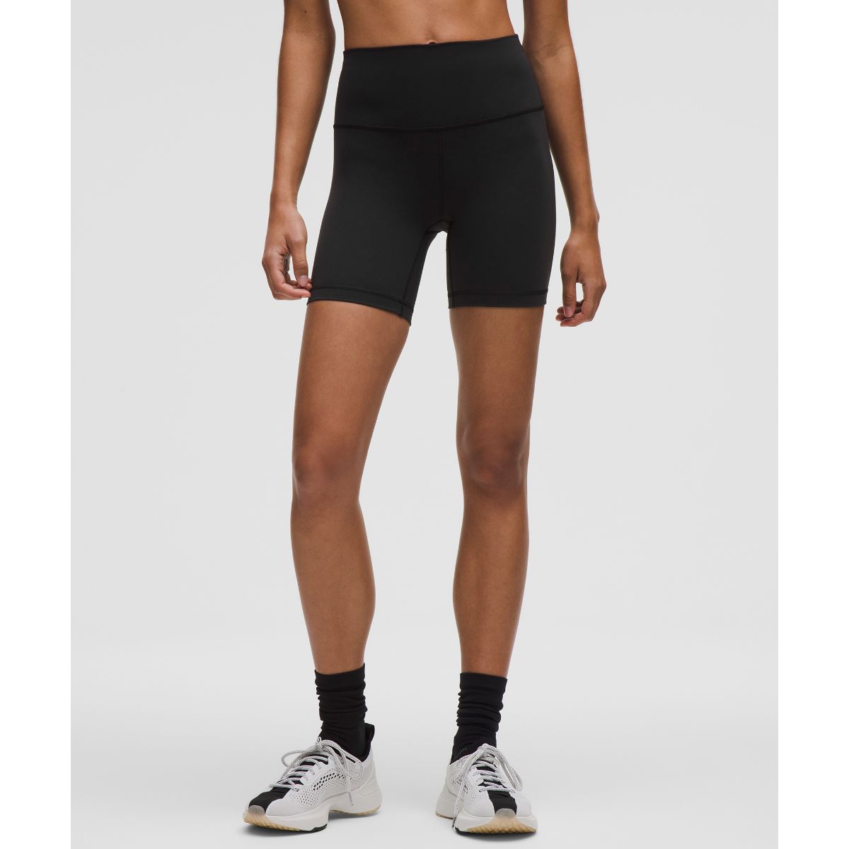 Wunder Train High-Rise Shorts 6"