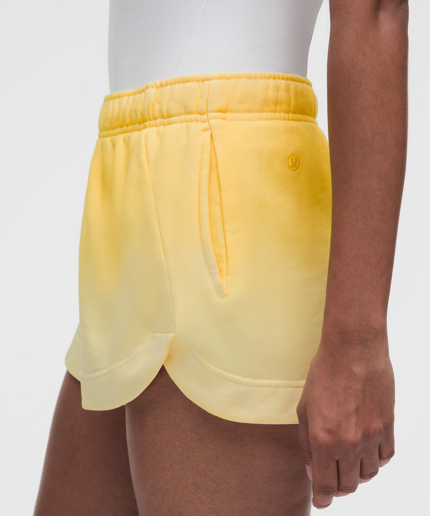 Scuba Oversized Mid-Rise Dolphin-Hem Short 3"