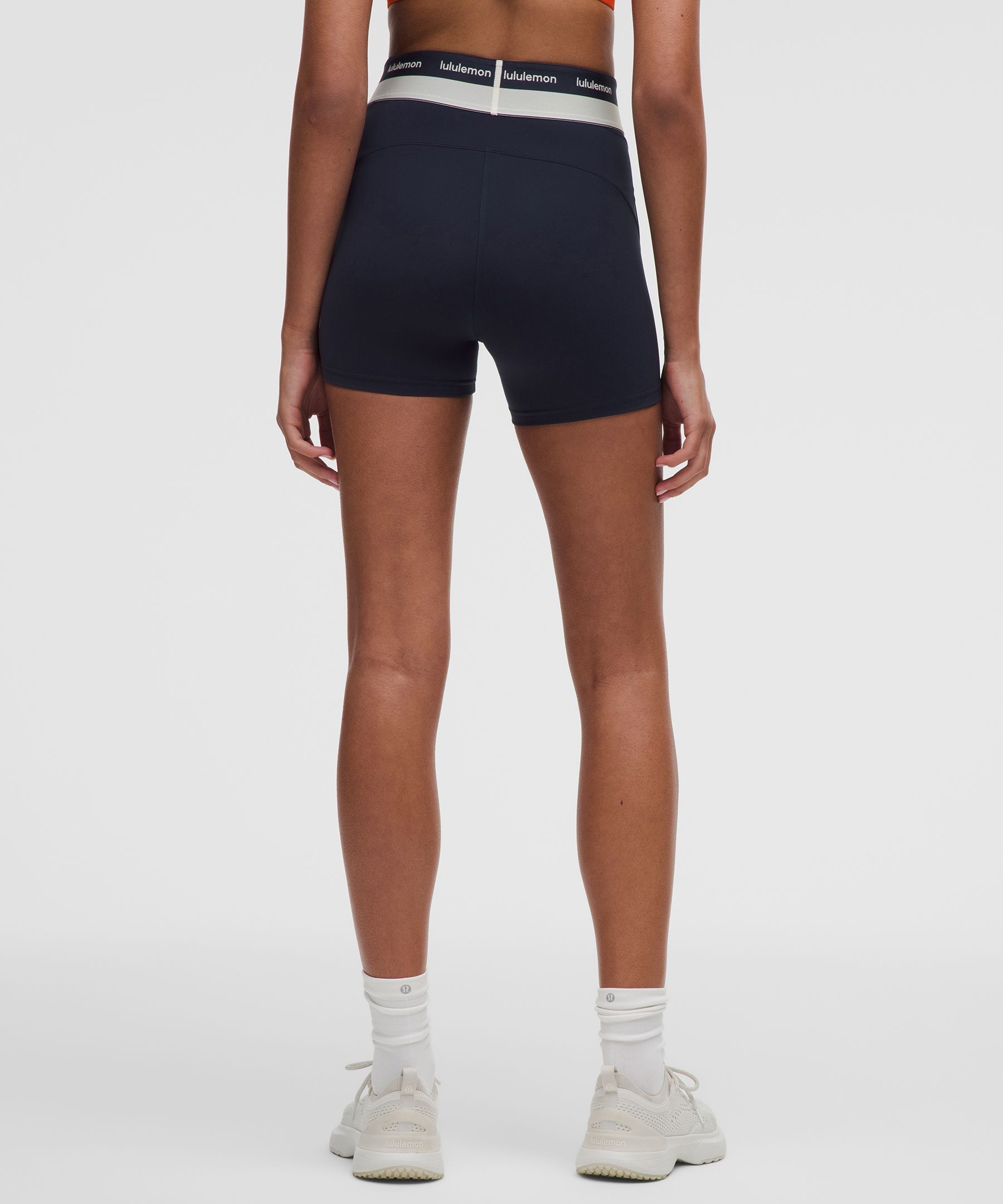 Short de training en Everlux taille haute &agrave; coutures profil&eacute;es 10&nbsp;cm