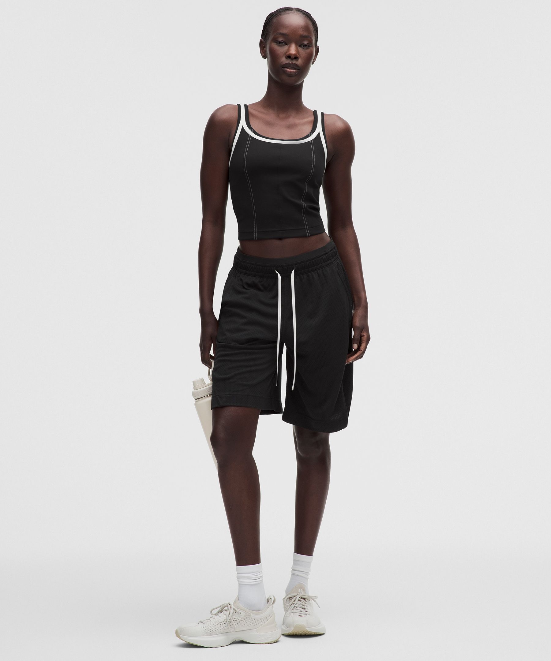 Short de training taile mi-haute &agrave; empi&egrave;cement en maille 23&nbsp;cm